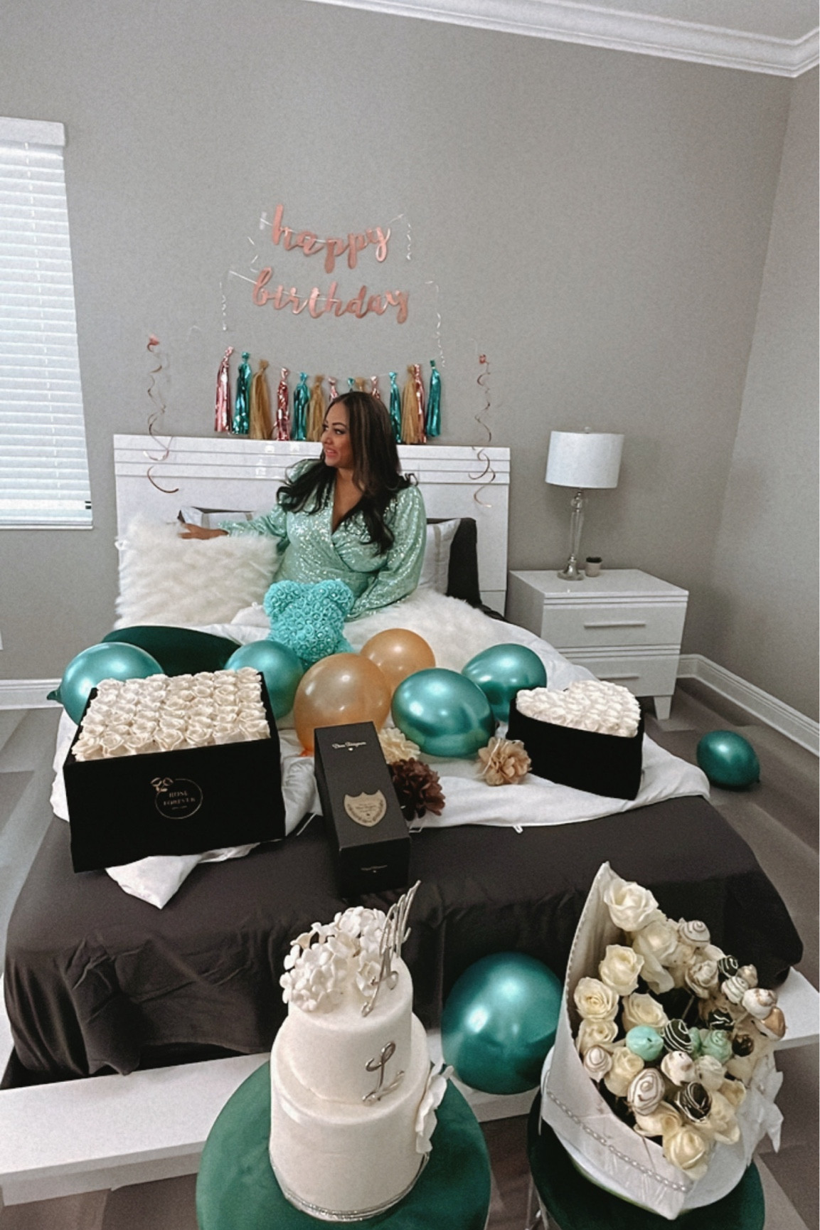 Birthday Set Up Sequin Dress 

#LTKbeauty #LTKSeasonal #LTKhome