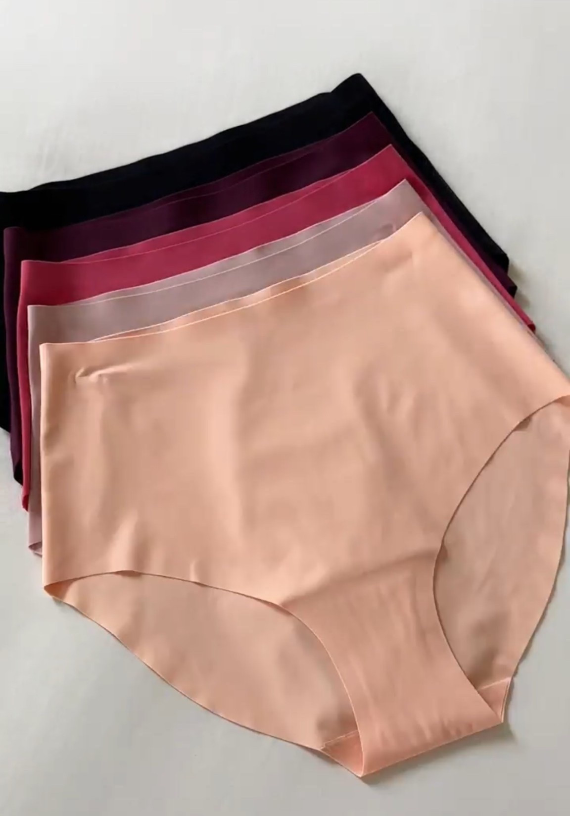 Scroll to shop!! Follow for more!!! Xo! ✨

#LTKFindsUnder100 #LTKdayinmylife #LTKFindsUnder50