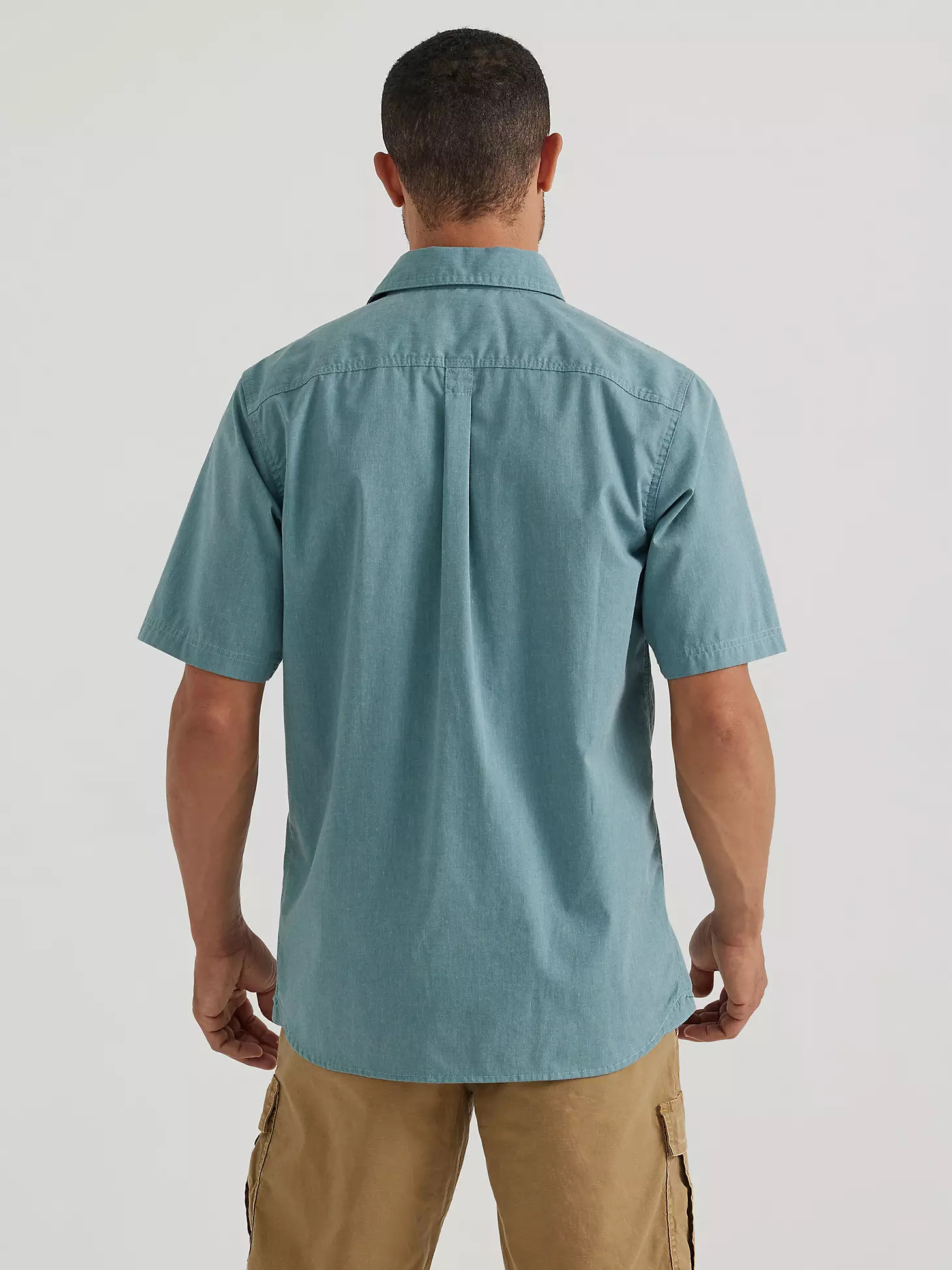 Men's Relaxed Stretch Poplin Shirt in Goblin Blue Heather | Wrangler