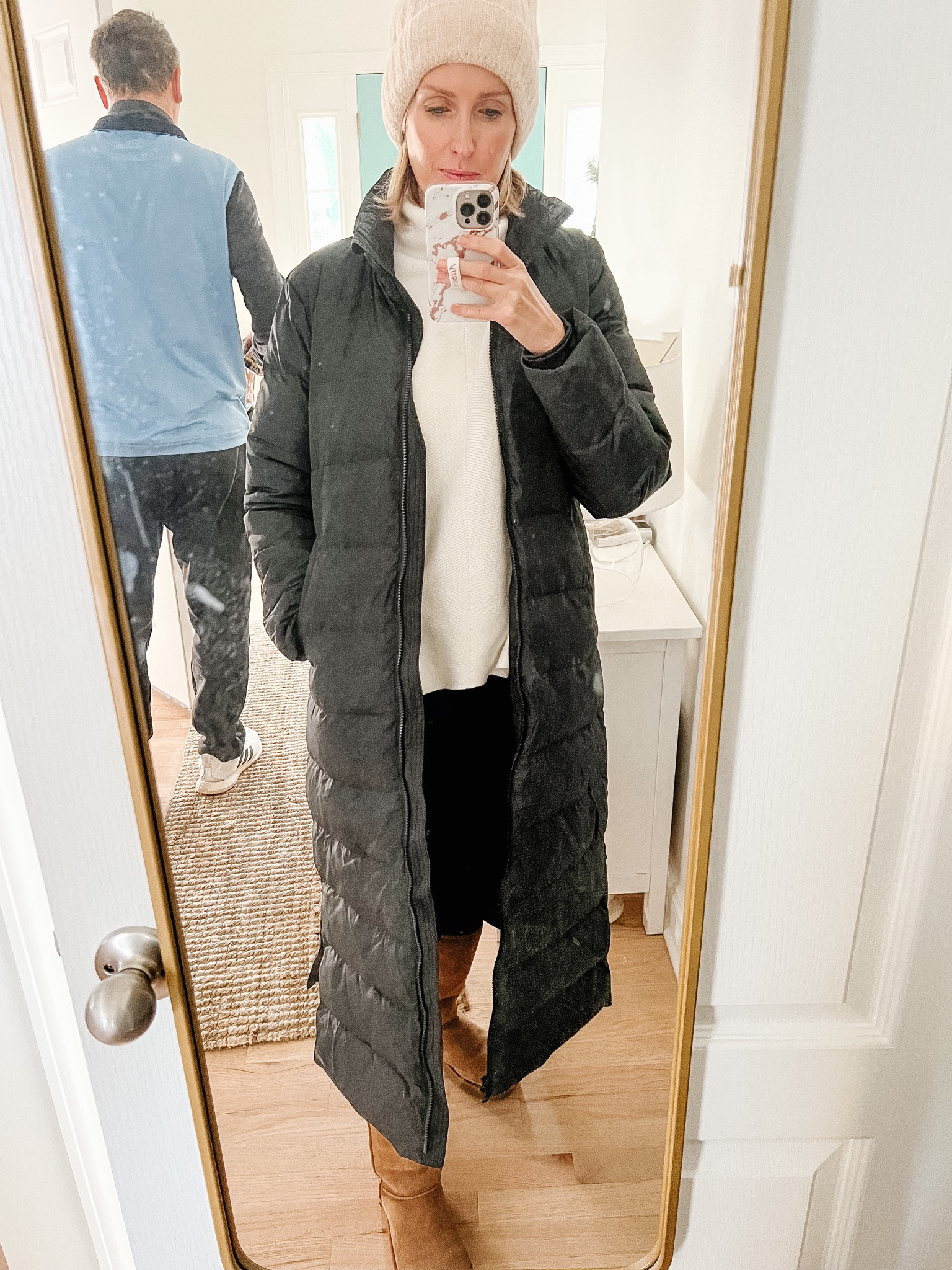 THE NASTY WEATHER HAS ARRIVED

Ladies and gentlemen, my least favorite season has arrived! 😣

The gloomy, dark and cold days here to stay a while and I am ALWAYS freezing and trying to fight the chill. Here is today’s version of “I don’t want to freeze”!

➡️ Super cute and warm Amazon sweater layered over a thermal shirt!
➡️ Fleece lined leggings
➡️ Thin wool socks
➡️ The tallest Uggs to keep legs warm.
➡️ A coat that is basically a wearable blanket
➡️Fleece lined hat

* No pictures: Hand warmers in my pockets! 

Stay warm my friends! 🔥

#LTKstyletip #LTKSeasonal