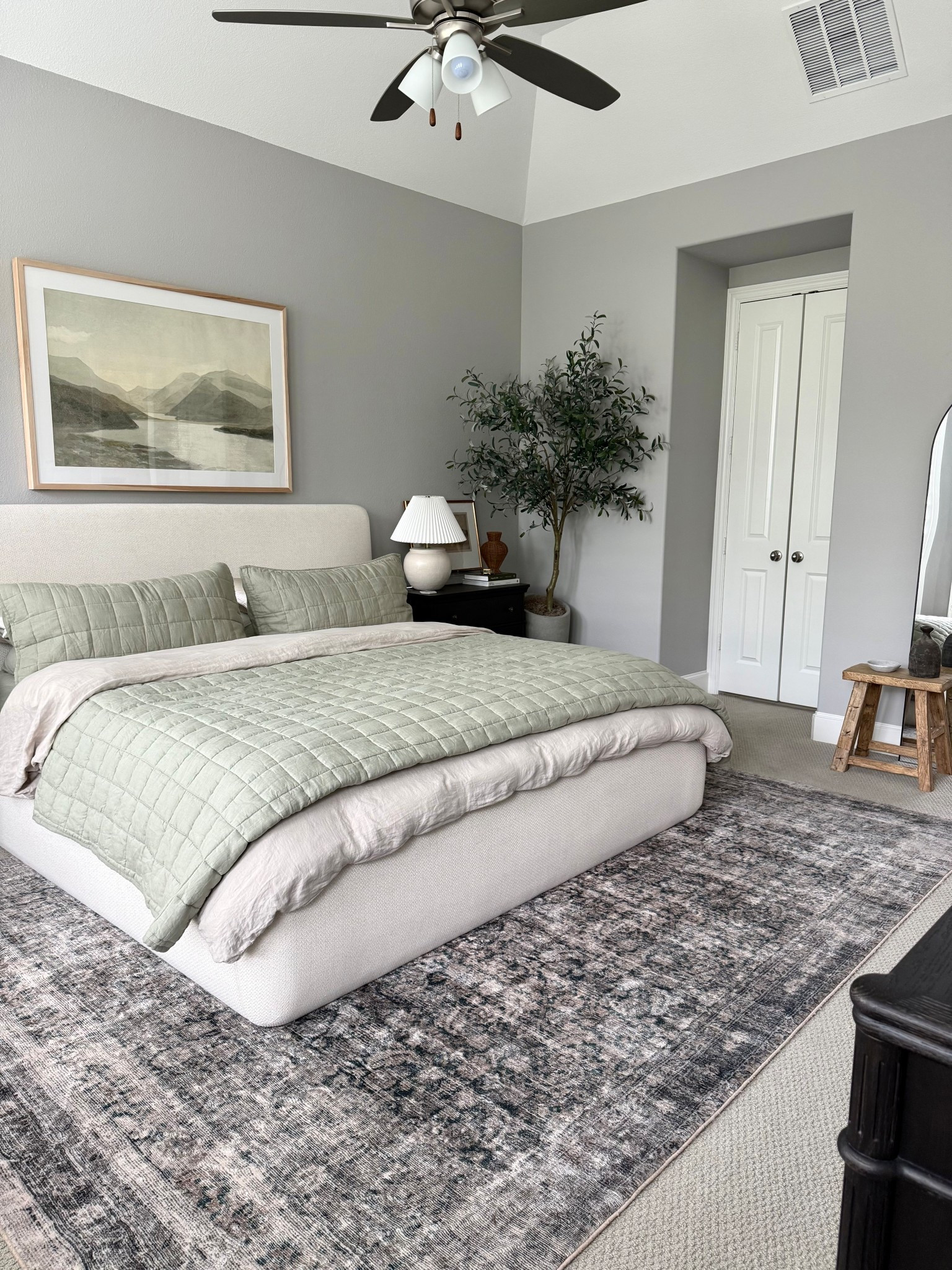 As the weather warms up, I’ve been craving lighter layers and a calmer feel in our bedroom. This soft linen bedding from @quince (gifted) was just the refresh I needed! ☀️

✨New Quince customers will receive 10% off their first purchase code: INFG-25HOMESIMPLYCURATED10 

The Willow Leaf linen quilt and sheets are breathable and beautiful, they are perfect for spring and summer. I paired them with Champagne silk pillowcases for a little extra softness and shine.

Simple, clean, and so cozy for the new season!

#bedroomrefresh #springbedding #linenbedding #quincehome #neutralbedroom #homeinspo #summerdecor #calmhome @onequince #onequince

#LTKSummerEdit #LTKHome #LTKSaleAlert