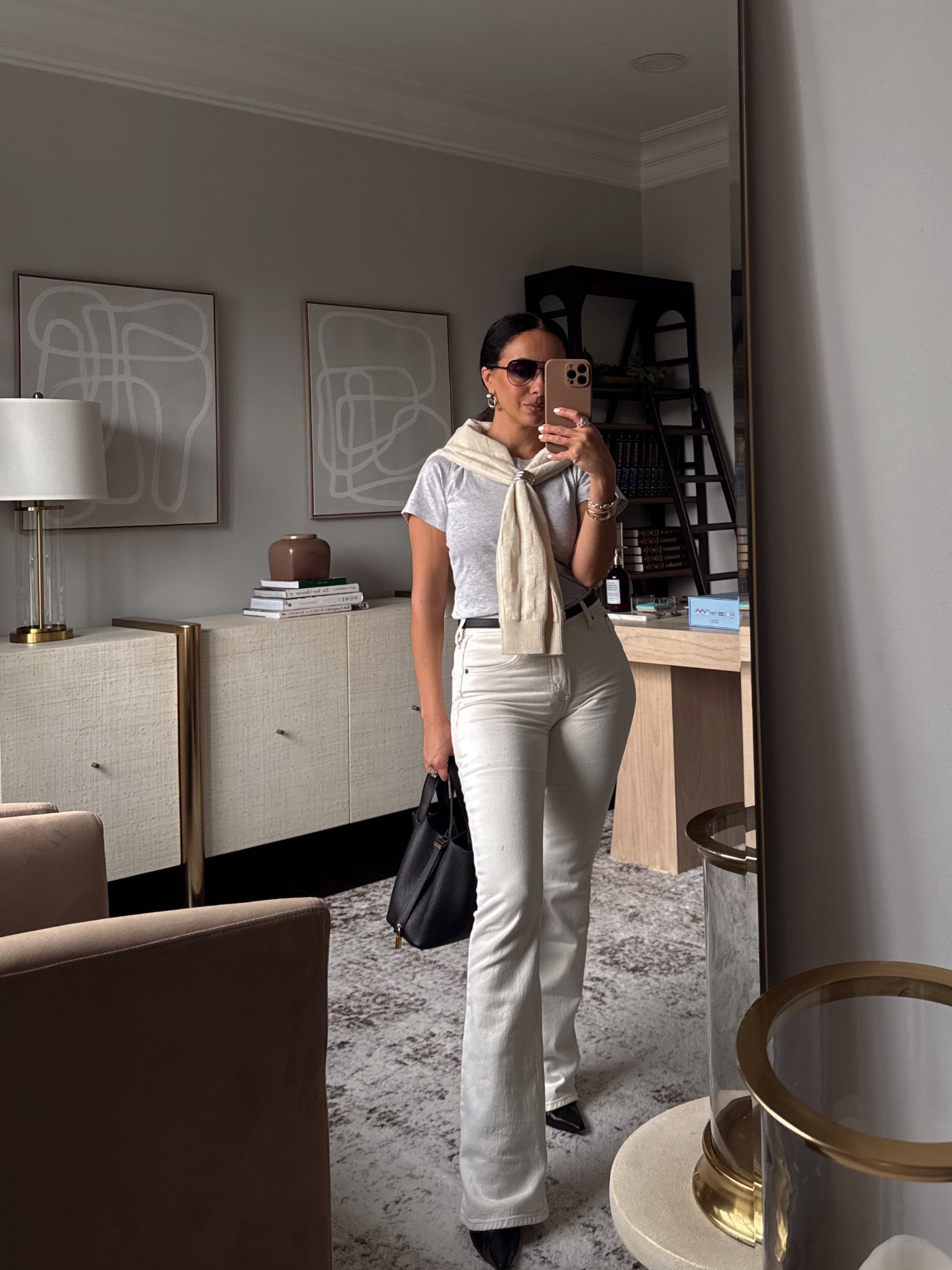 High-rise boot cut jeans fit amazing!! So flattering and lengthening 
Use Code: AFKATHLEEN for 20% OFF! 

Abercrombie jeans | Petite fashion | Rita Salmo 

Size:24 regular length 
T-shirt: Xs 

#LTKPetite #LTKOver40 #LTKStyleTip