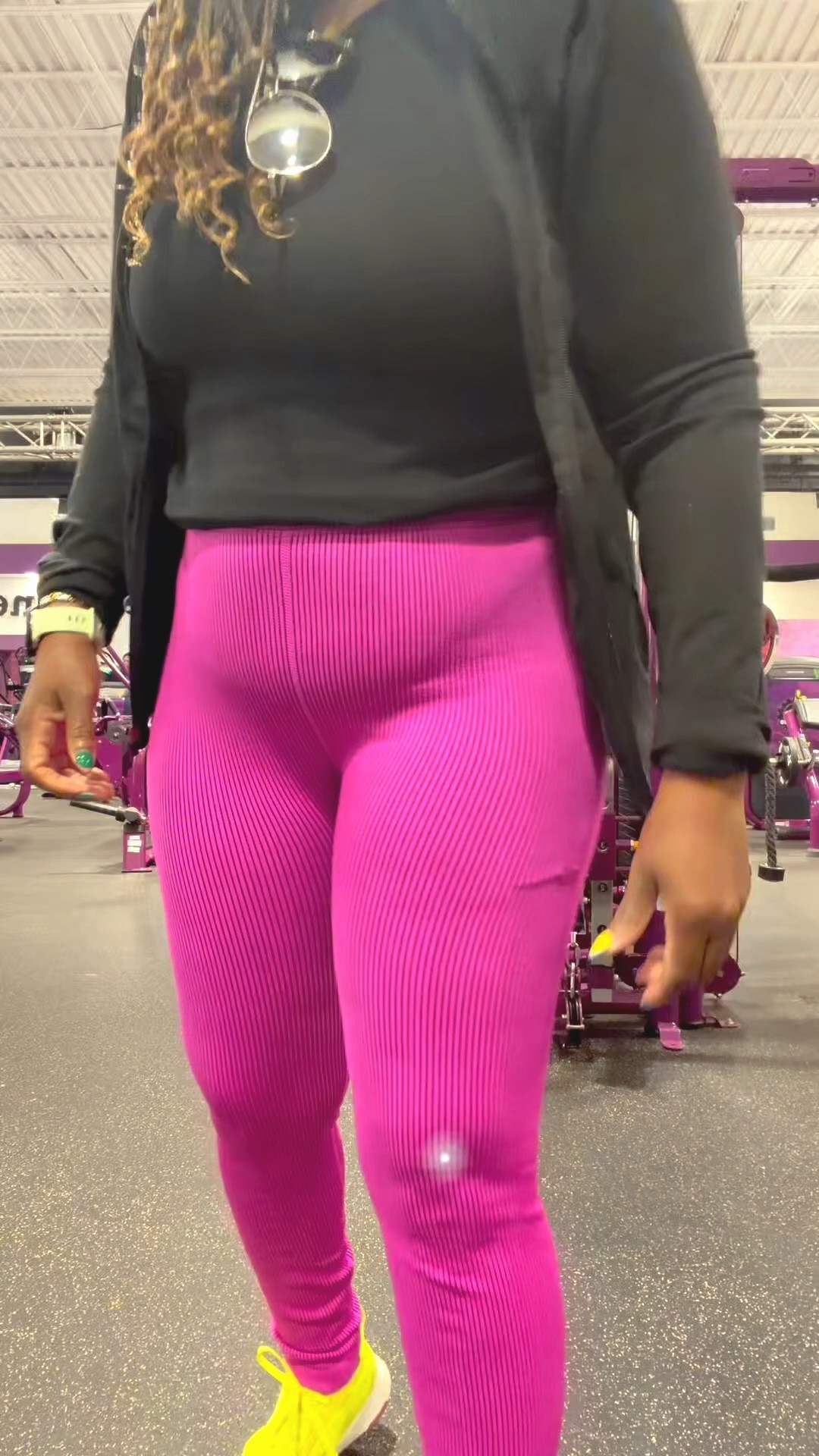 Making sure that my hip, legs and body don’t lock up is important!

#LTKgrwm #LTKootd #LTKdayinmylife