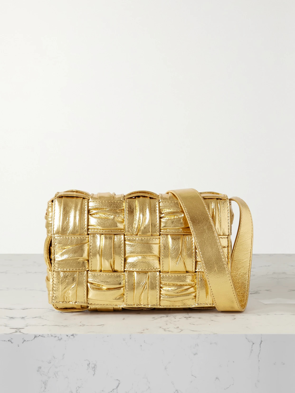 Bottega Veneta - Cassette Intrecciato Padded Metallic Leather Shoulder Bag - Gold - One size | NET-A-PORTER APAC