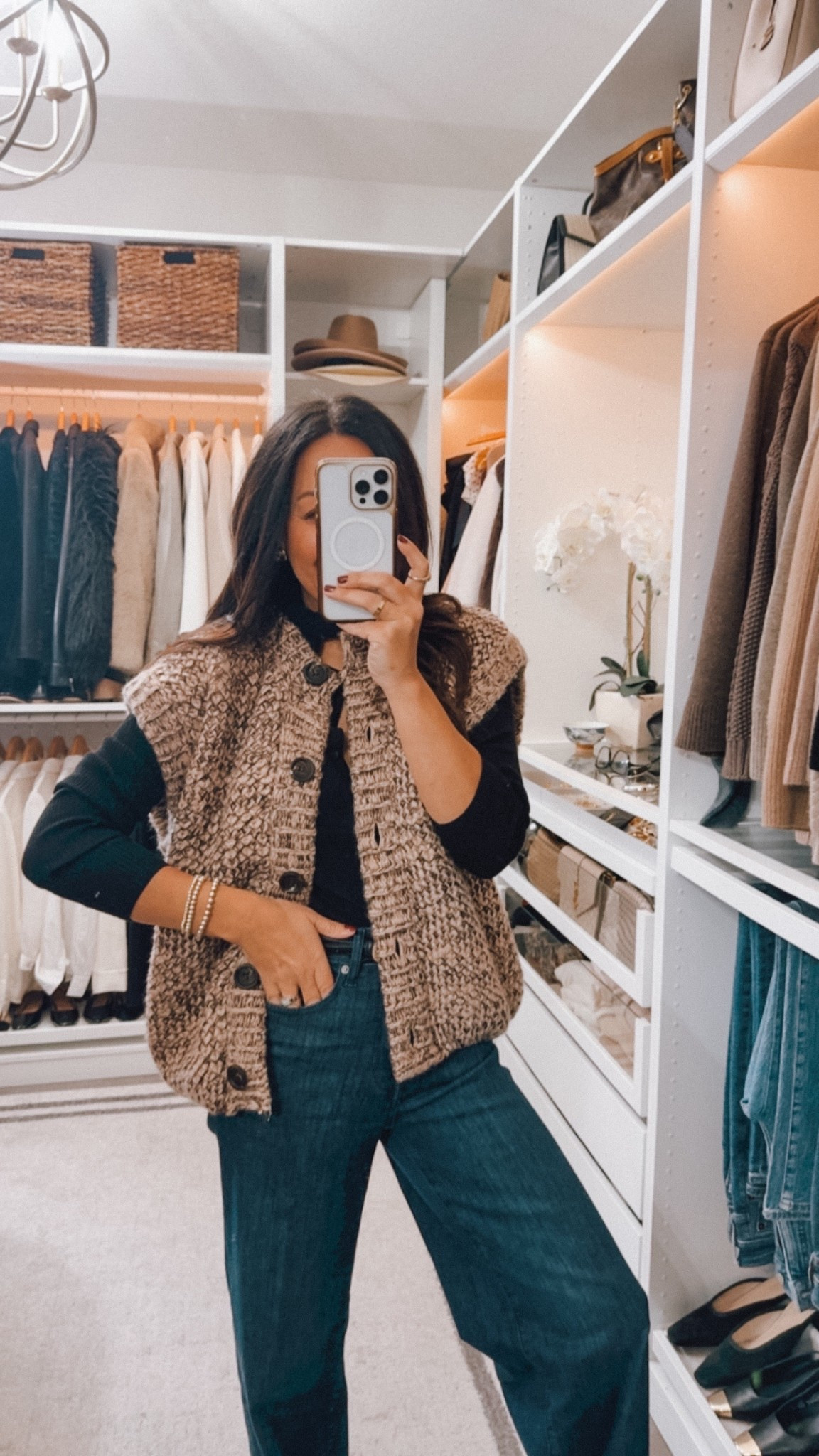 Relaxed fit chunky sweater vest! Wearing a small 

#LTKOver40 #LTKFindsUnder100