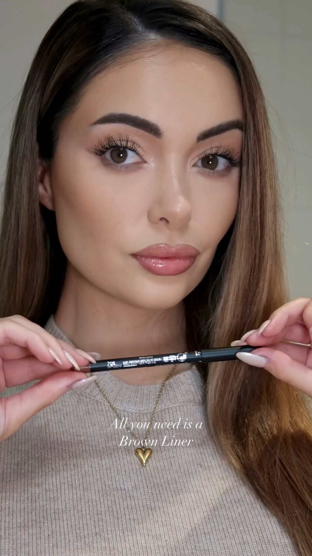 All you need is a brown liner 🤎 Rimmel London Liner in “Cappuccino”

#rimmel #rimmellondon #brownliner #brownlipliner #browneyeliner #makeuptips #makeuphacks #makeup #beauty #skincare #boots #superdrug #sephora #lookfantastic #spacenk #lipcombo #liproutine #makeuproutine #viral #trending #newin #stylingtips #stylinghacks 

#LTKdatenight #LTKFashionMonth #LTKbeauty