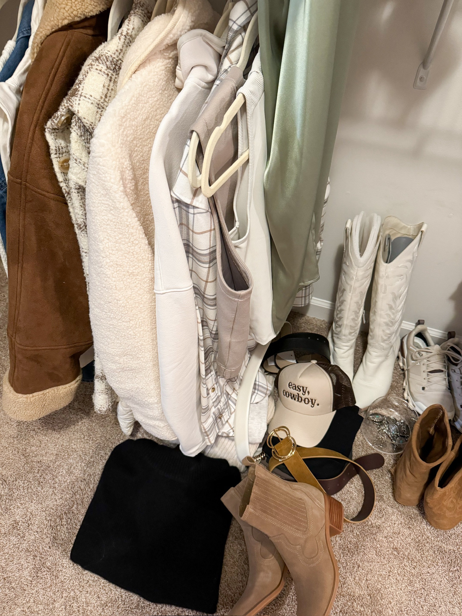 Starting to pack for my Jackson Hole trip! Fall outfits // western outfits // western boots // travel outfits 

#LTKSeasonal #LTKStyleTip #LTKTravel