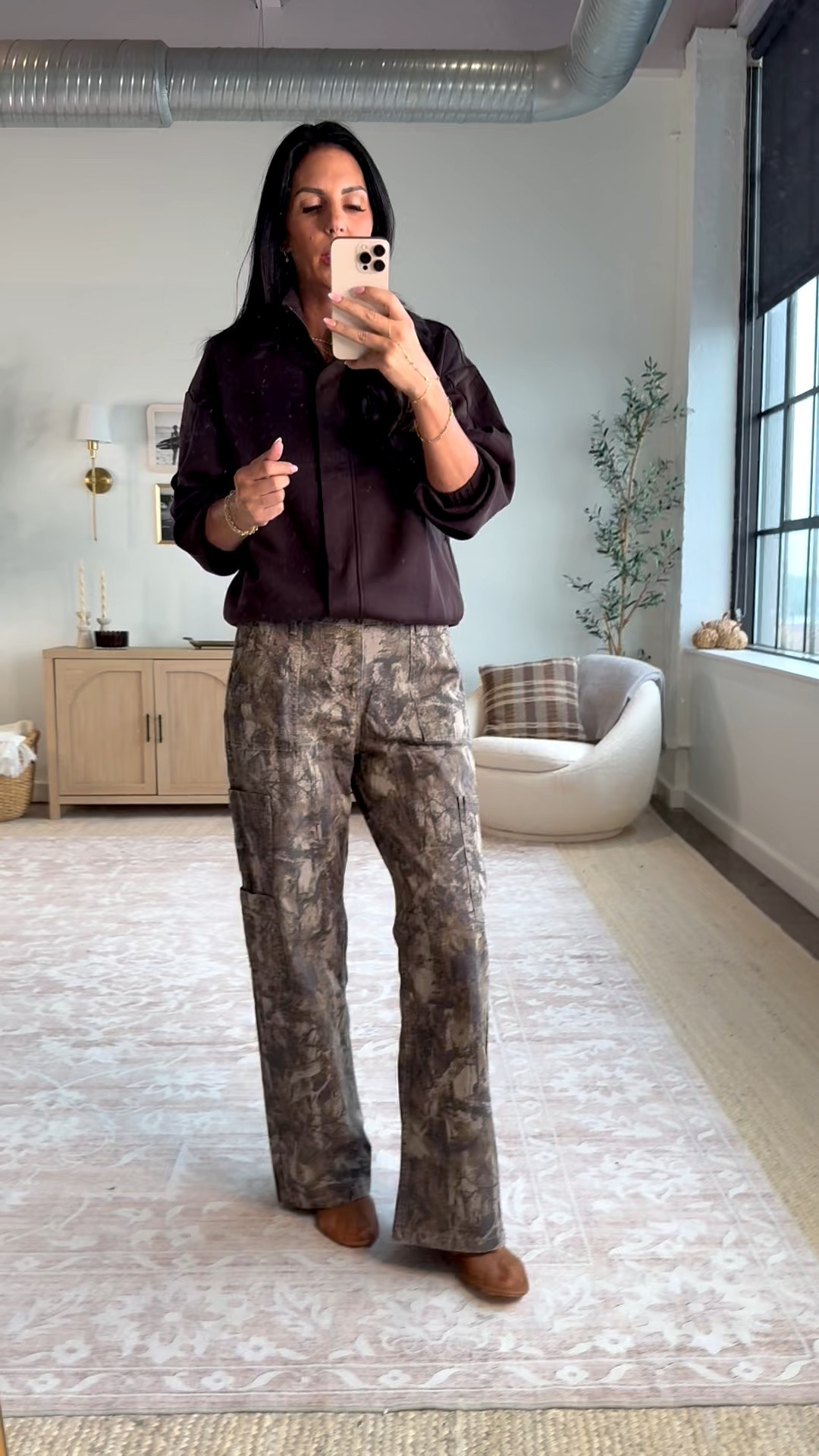 Loved the camo and now this pattern….perfection!  
Wearing a small 
Love the dark brown zipper and button up- small 
Perfect Fall Vibes 

#LTKFindsUnder50 #LTKU #LTKOver40