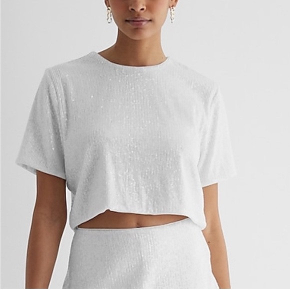 [express] sequin skimming cropped short sleeve boxy tee crop top white S | Poshmark