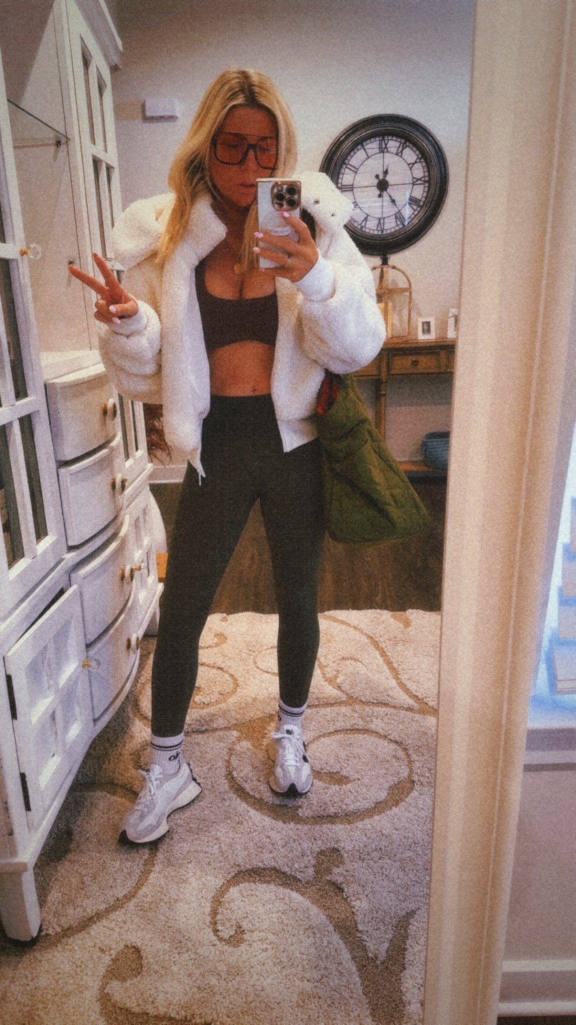 Drop the kid, keep the drip.

ALO. Lululemon. New Balance. SKIMS.

#OOTD #carpoolMom #neutralstyle 

#LTKmomlife #LTKOver40 #LTKmorningroutine