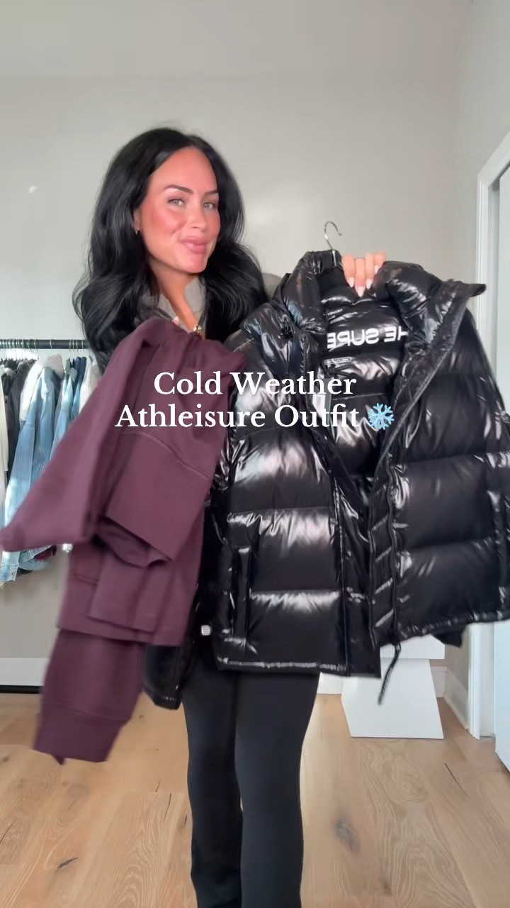 Athleisure, but make it winter friendly ❄️ I will have all my outfit + sizing details on my LTK in the outfit inspo section! 


✨My sizing: 5’7”, 145 lbs, 32DD✨

Outfit 1:
• Lululemon tank & pants (size 6, black)
• Lululemon jacket (size small, warm ash grey)

Outfit 2:
• Lululemon hoodie (size small)
• Lululemon leggings (size 4, 25” inseam, black plum)
• Aritzia Super Puff (size small, black gloss)
• New Balance sneakers (TTS — silver metallic with white + sea salt)



winter athleisure outfit, cold weather athleisure, cozy winter outfit inspo, lululemon winter outfit, lululemon outfit ideas, lululemon hoodie outfit, lululemon leggings outfit, aritzia super puff outfit, aritzia super puff styling, athleisure outfit ideas, comfy winter look, everyday casual winter outfit, neutral winter outfit, travel outfit winter, airport outfit inspo, casual winter outfit for women, cold weather fashion, street style winter outfit, lululemon outfit inspo, new balance sneakers outfit, winter athleisure style, cozy athleisure outfit, winter outfit ideas 2025, lululemon favorites, aritzia outfit inspo, everyday athleisure, winter layering outfit, cold weather essentials, winter fashion trends, sporty casual outfit, comfortable winter outfit

#LTKootd #LTKGiftGuide #LTKActive