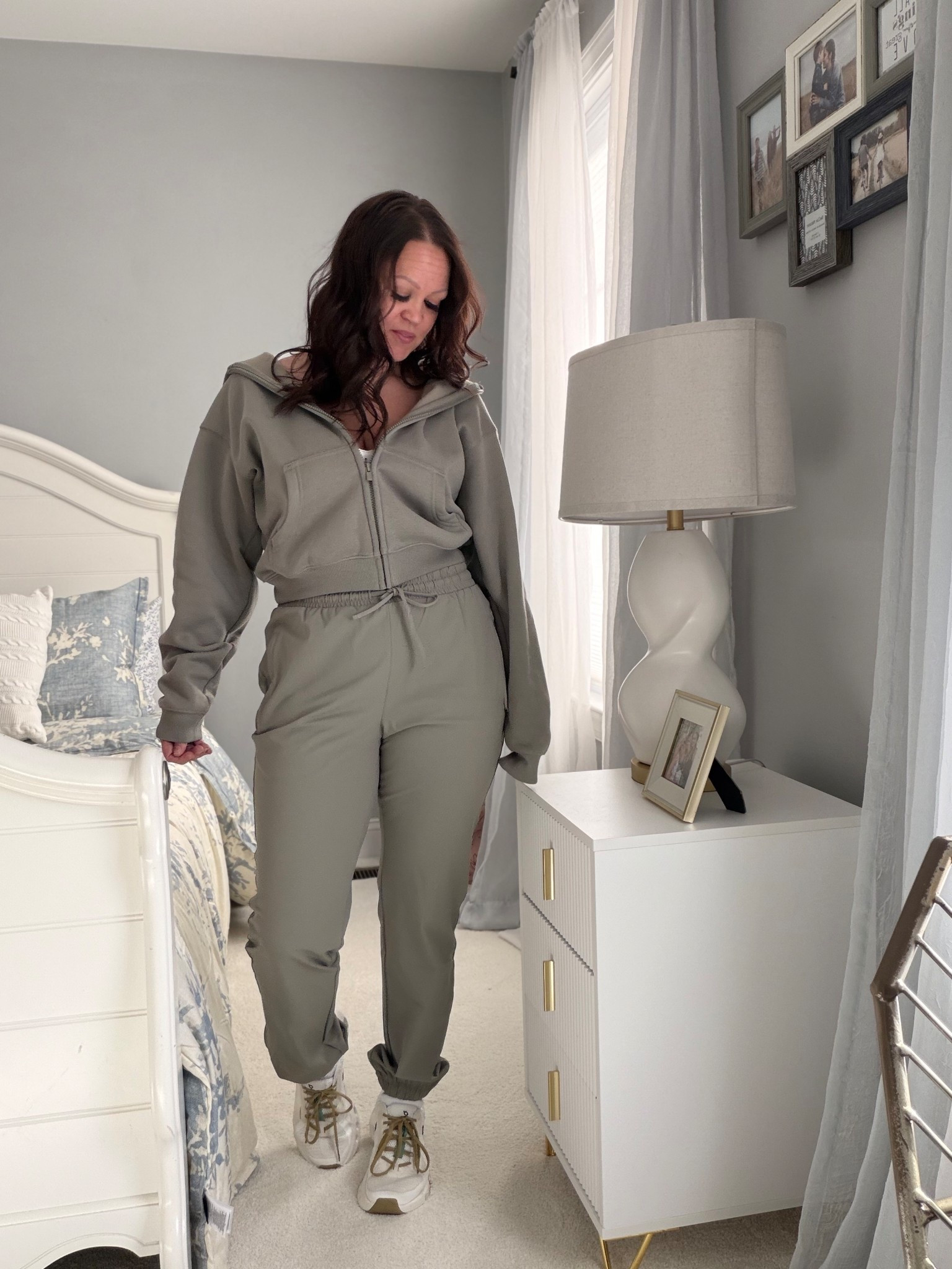 #fabletics my go to for running errands!  Lightweight!  I don’t even know I had it on!!

#LTKSpringSale #LTKgrwm #LTKActive