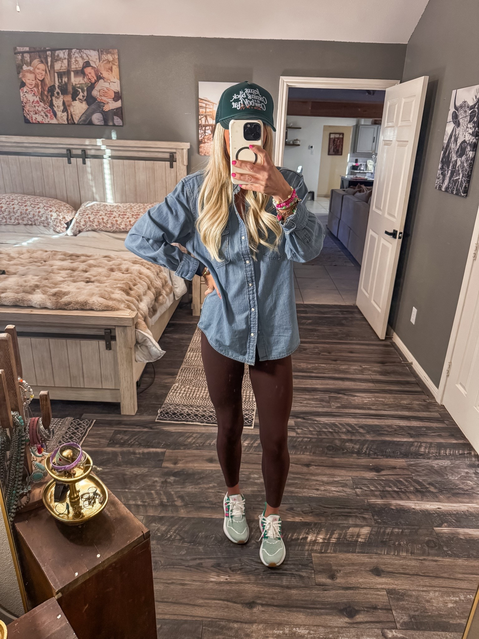 I love a good button down with leggings combo! 

#LTKmomlife #LTKootd