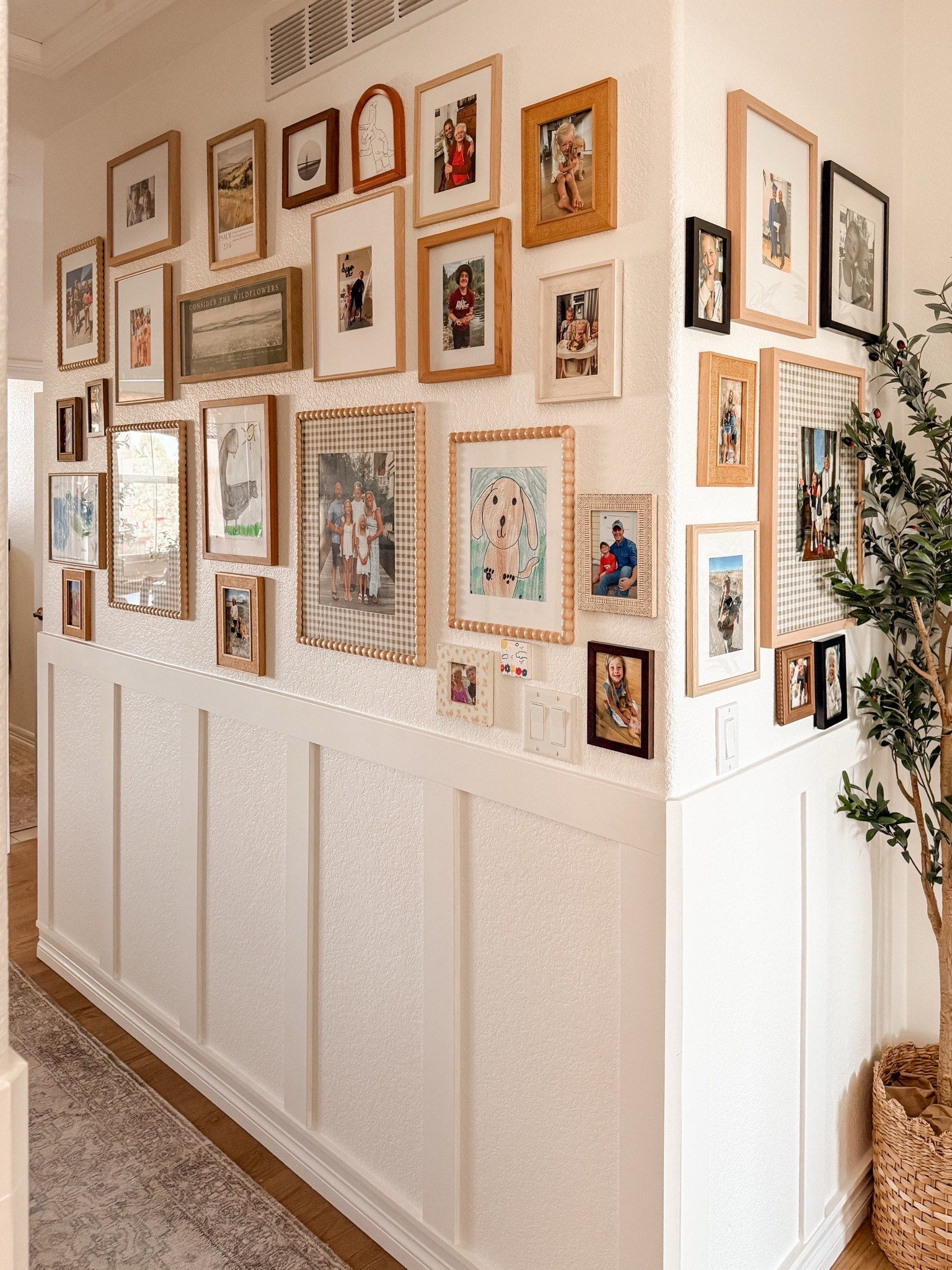 Some of my favorite frames are but one, get one free!!!

#LTKSaleAlert #LTKmomlife #LTKHome