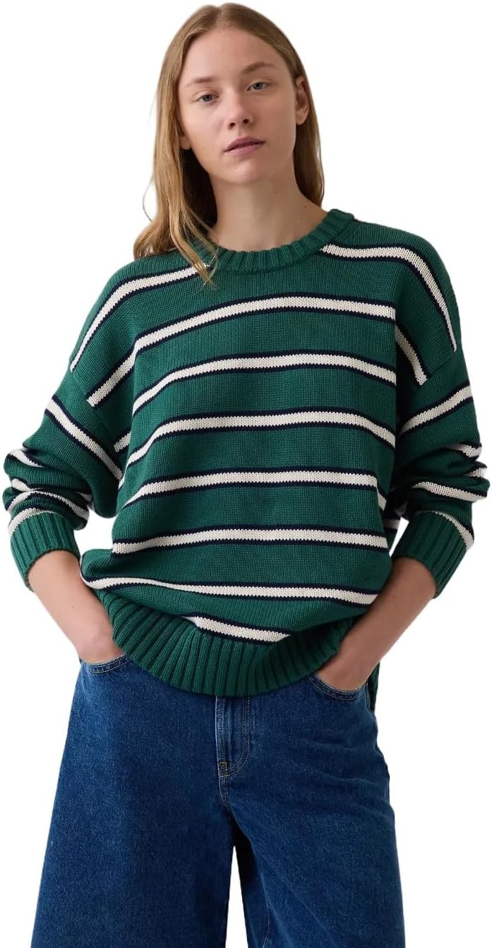 Gap Women's Oversized Boyfriend Crewneck Sweater | Amazon (US)