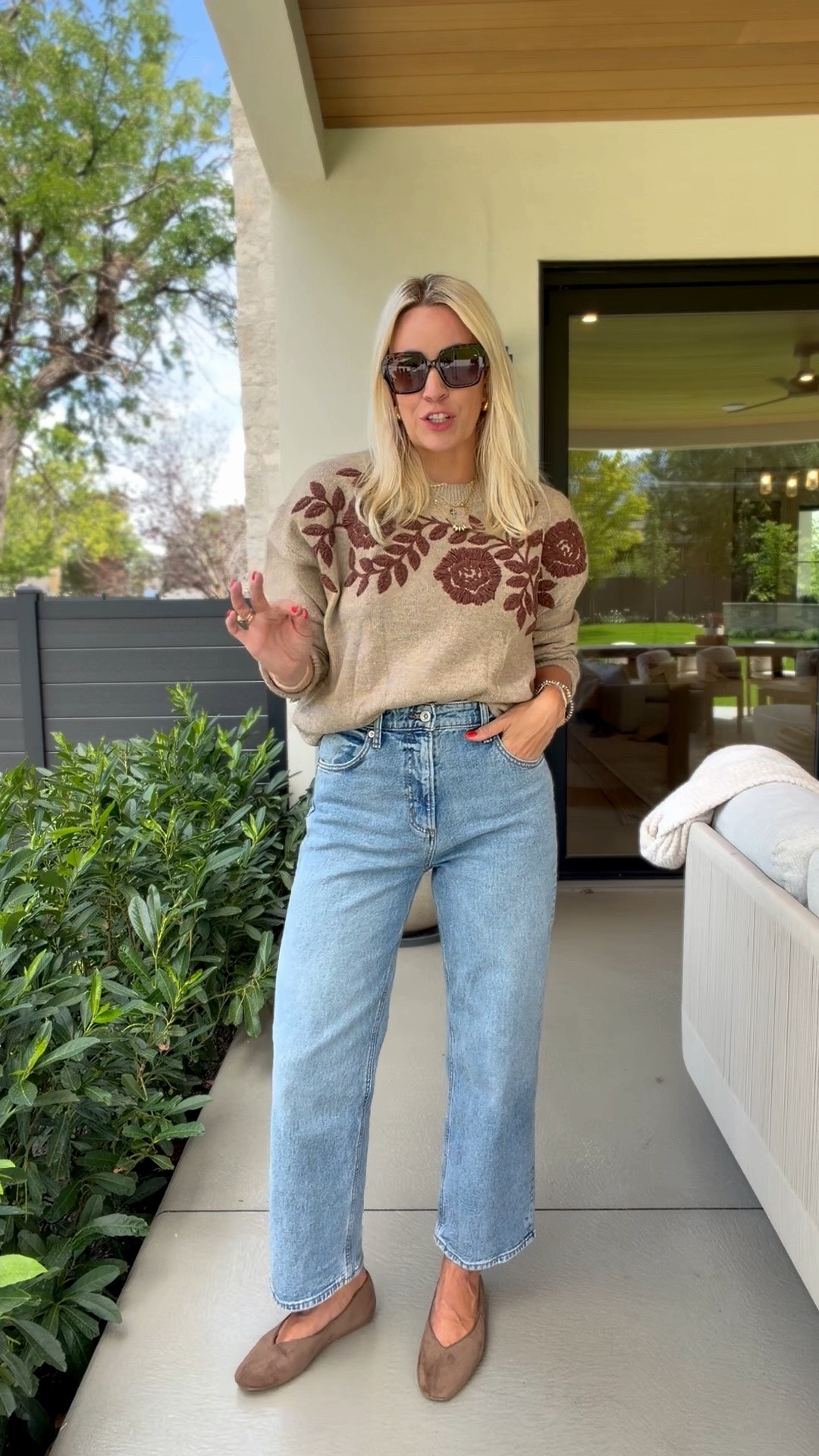 This sweater from Amazon is so cute for the fall!

#LTKootd #LTKgrwm #LTKmomlife