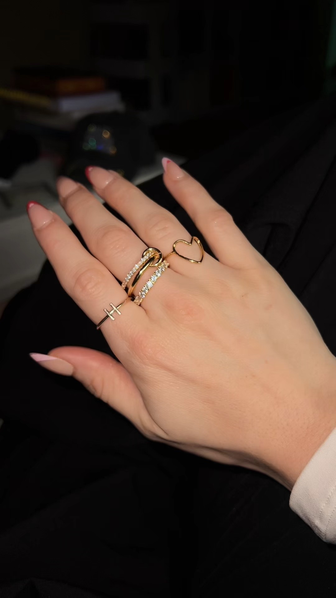 This viral PAVOI interlocking ring stack is so good ✨
Dainty, high quality, and perfect for everyday wear or stacking. Such an easy way to elevate your jewelry without spending a ton. 

#tiktokshopfinds #pavoijewelry #ringstack #budgetjewelry  #everydayaccessories

#LTKBeauty #LTKgrwm #LTKValentine
