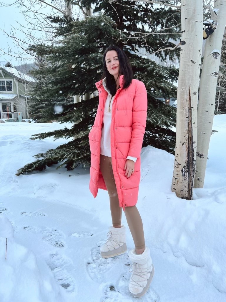Another from my Amazon top 10 of 2025 is this long puffer coat! Mine is 4 years old and looks just as good as it did when I got it. 5 colors and a great price! 

#LTKSaleAlert #LTKFindsUnder100 #LTKTall