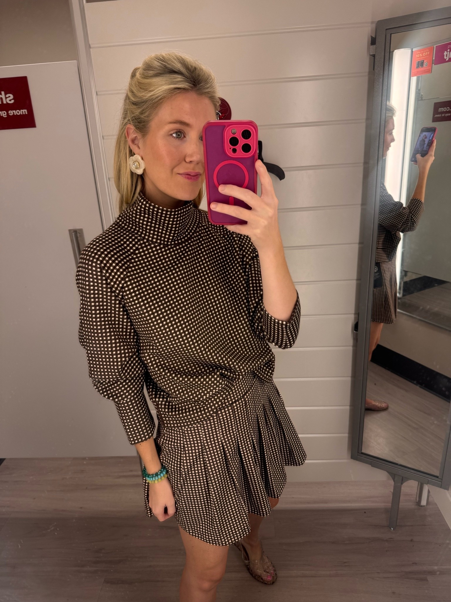 Found this in person!! Only XS left in the mock neck

#LTKmomlife #LTKSeasonal