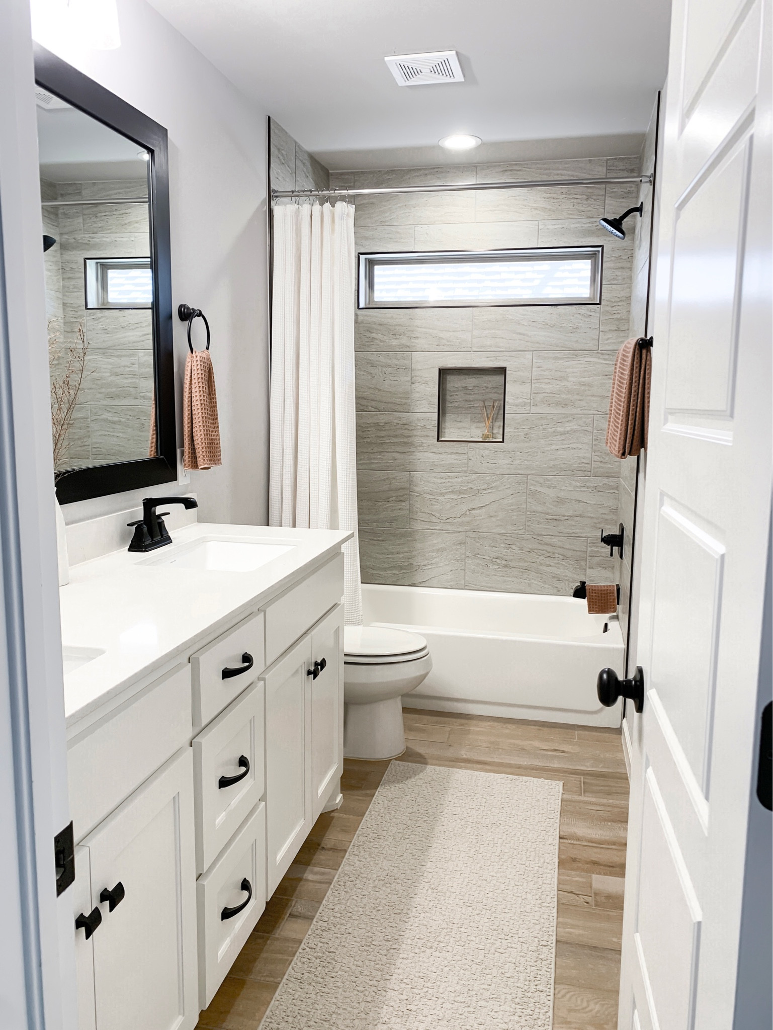 Bathroom favorites - linking exact and similar 

Home decor, bathroom decor, bathroom rug, bath towels, towels set, hand towels, waffle towels, shower curtain, neutral decor, neutral runner

#LTKfindsunder100 #LTKhome #LTKMostLoved