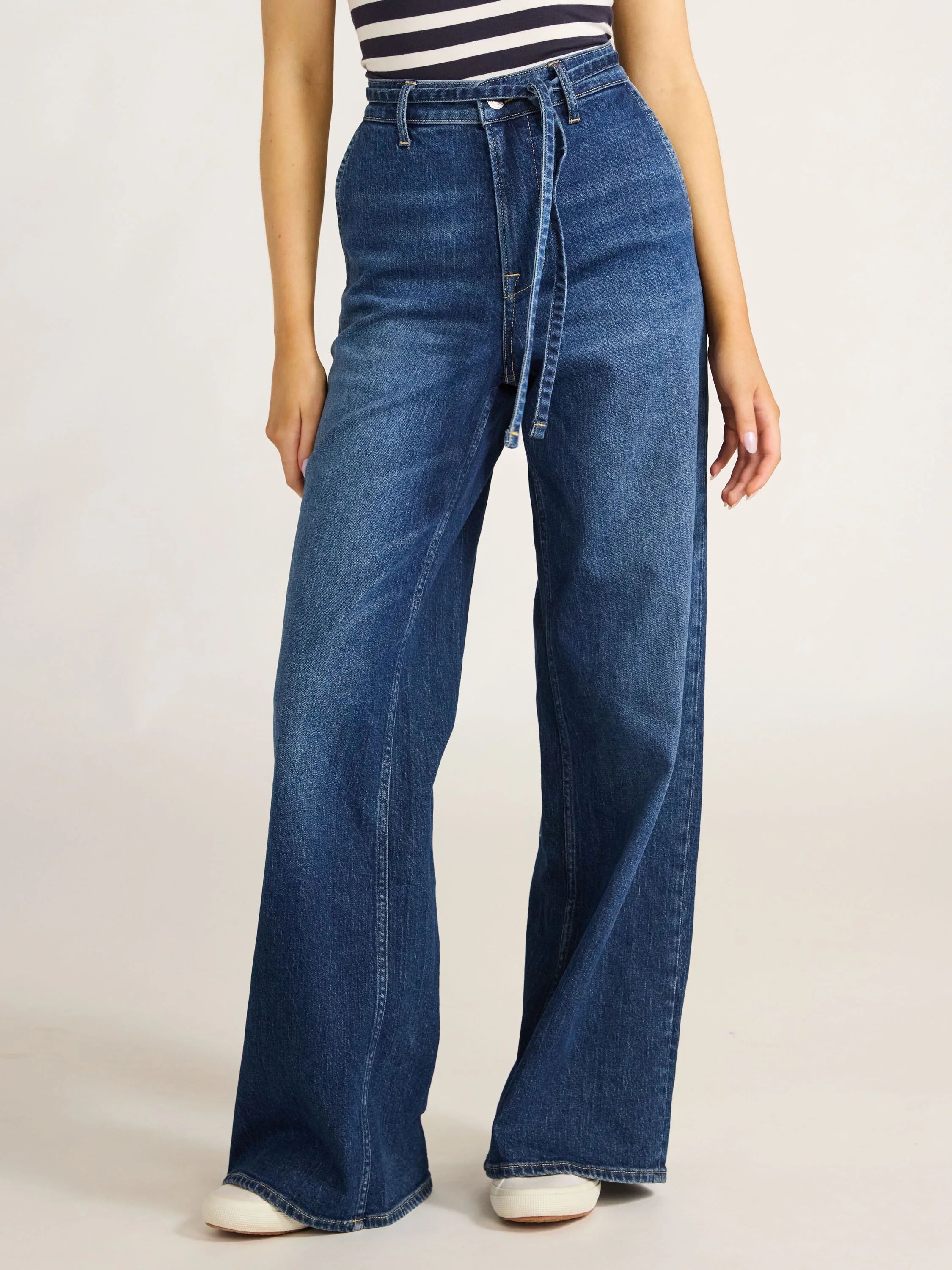 Free Assembly Women Mid Rise Belted Wide Leg Trouser Jean | Walmart (US)