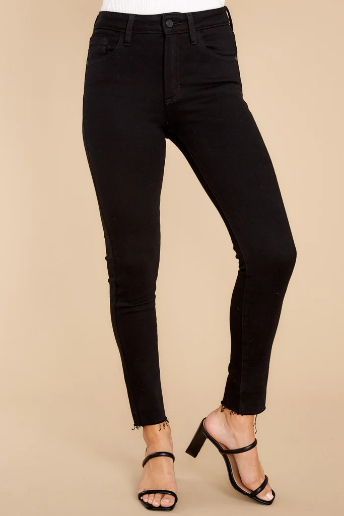 Can't Pass These By Black Skinny Jeans | Red Dress 