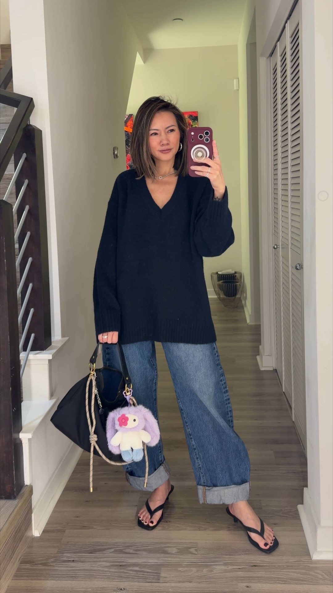 OOTD / Oversized sweater with barrel jeans and this satchel bag that has an opening in the front to hold your scarf, sweater or jacket so you don’t have to carry it. Comes in a few colors. Plus all the jewels. 

Winter outfit, casual outfit, small shoulder bag, sweater, jeans, jewelry, earrings, necklace, rings, The Stylizt 



#LTKstorytime #LTKFindsUnder100 #LTKootd