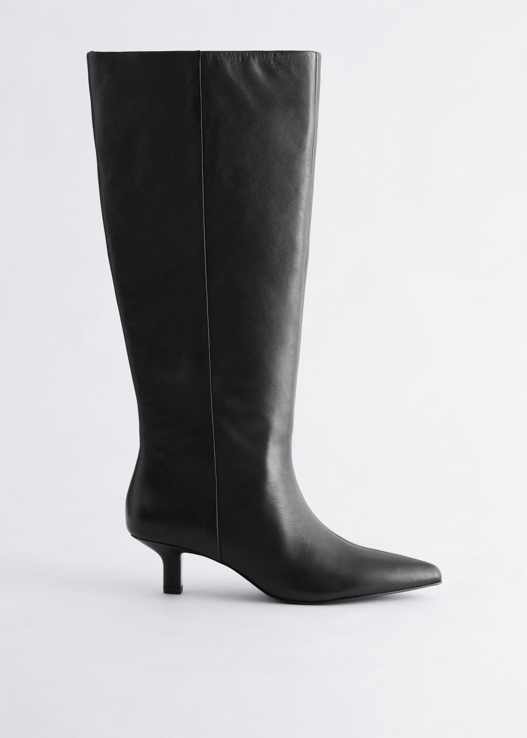 Bottes hauteur genou en cuir à petits talons | H&M (FR, IT, ES, PT, BE)