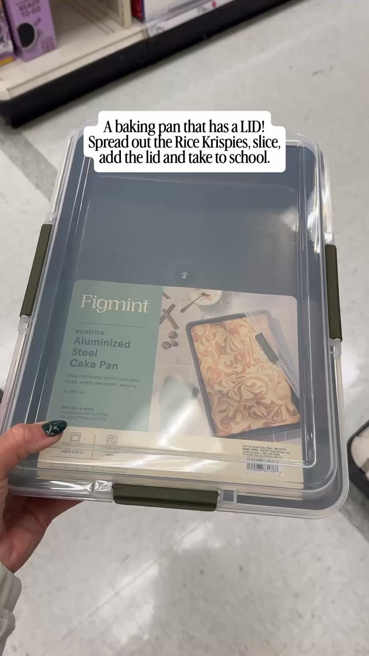 A baking sheet you can take straight out of the oven and put a lid on to travel with.  I love this portable baking dishes, perfect for food on the go or taking treats to school.

#MomEssentials #TargetFINDS #HolidayTreats #Bakeware￼

#LTKmomlife #LTKSeasonal #LTKHome