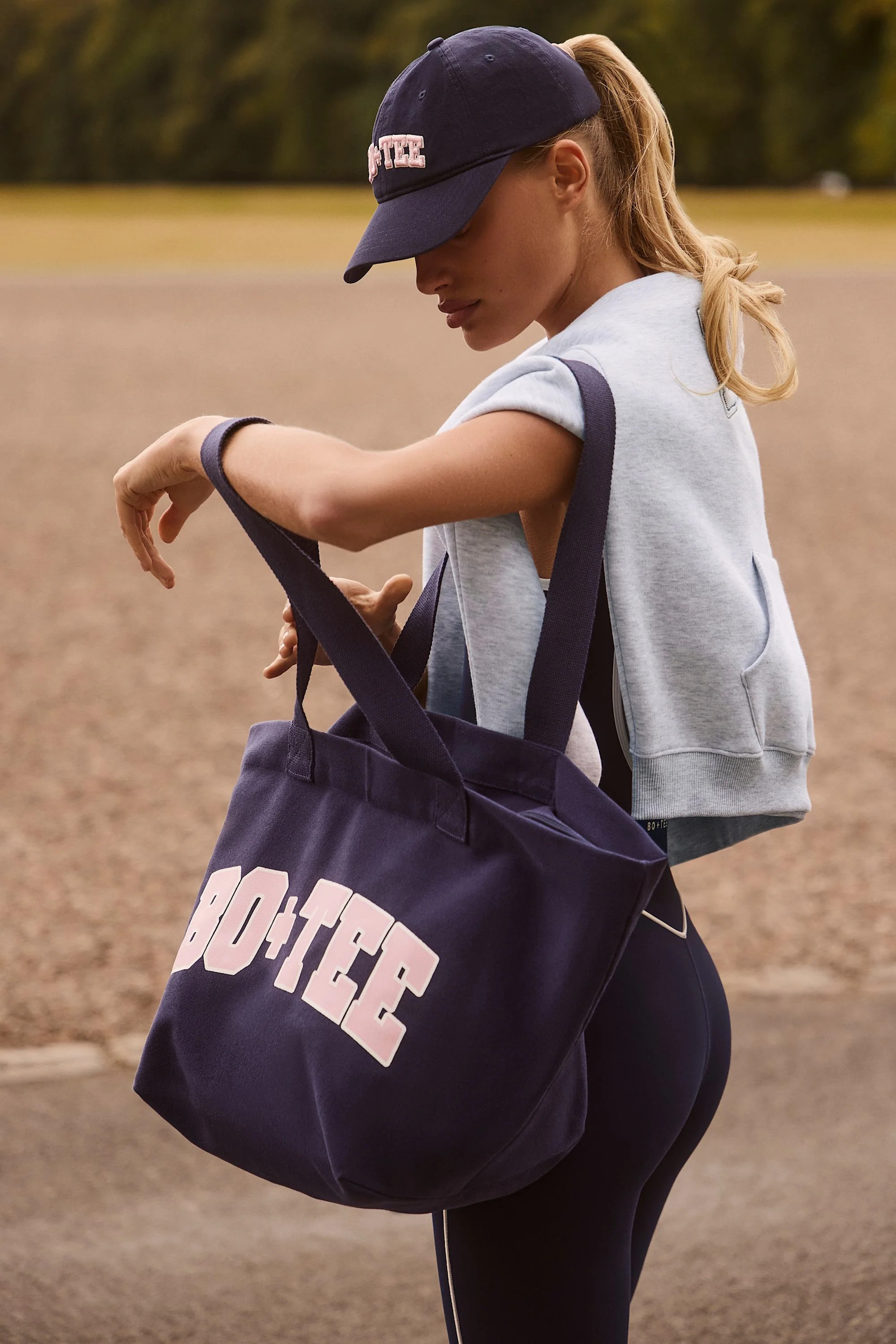 Oversized Tote Bag in Classic Navy | Oh Polly