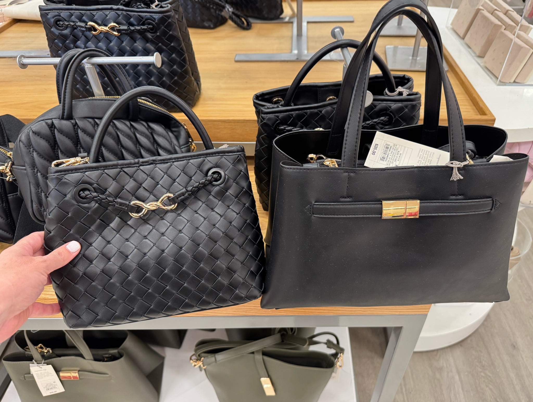 The cutest Target handbags! 

#LTKFindsUnder50 #LTKStyleTip #LTKItBag