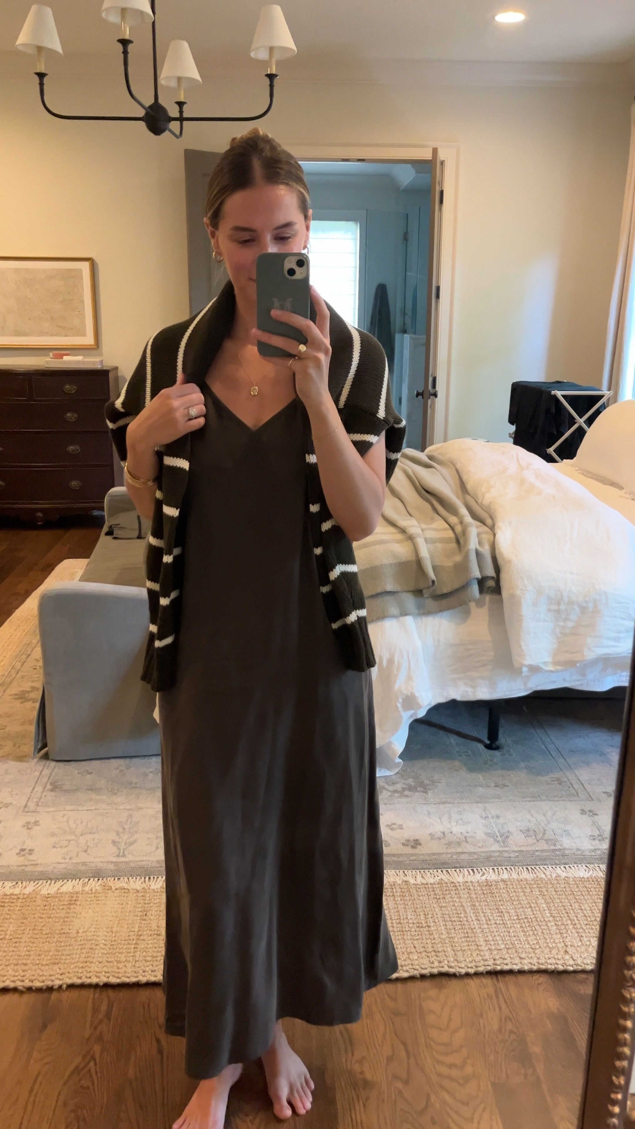 I wore this outfit a majority of my pregnancy because I loved it so much before and the fact that I could still wear it as I got bigger 
This was pretty early in my pregnancy, about 18 weeks

#LTKBump