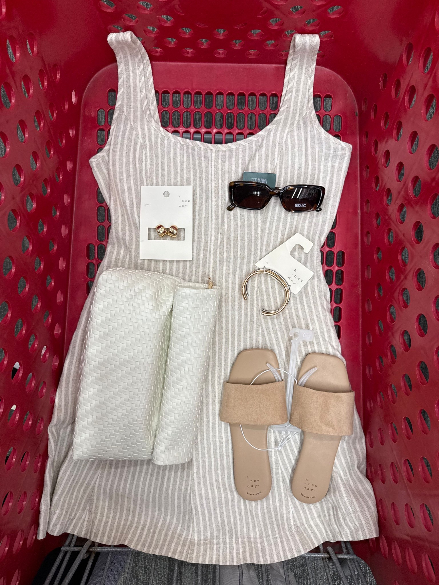 Vacay mode: on 🤍🌴