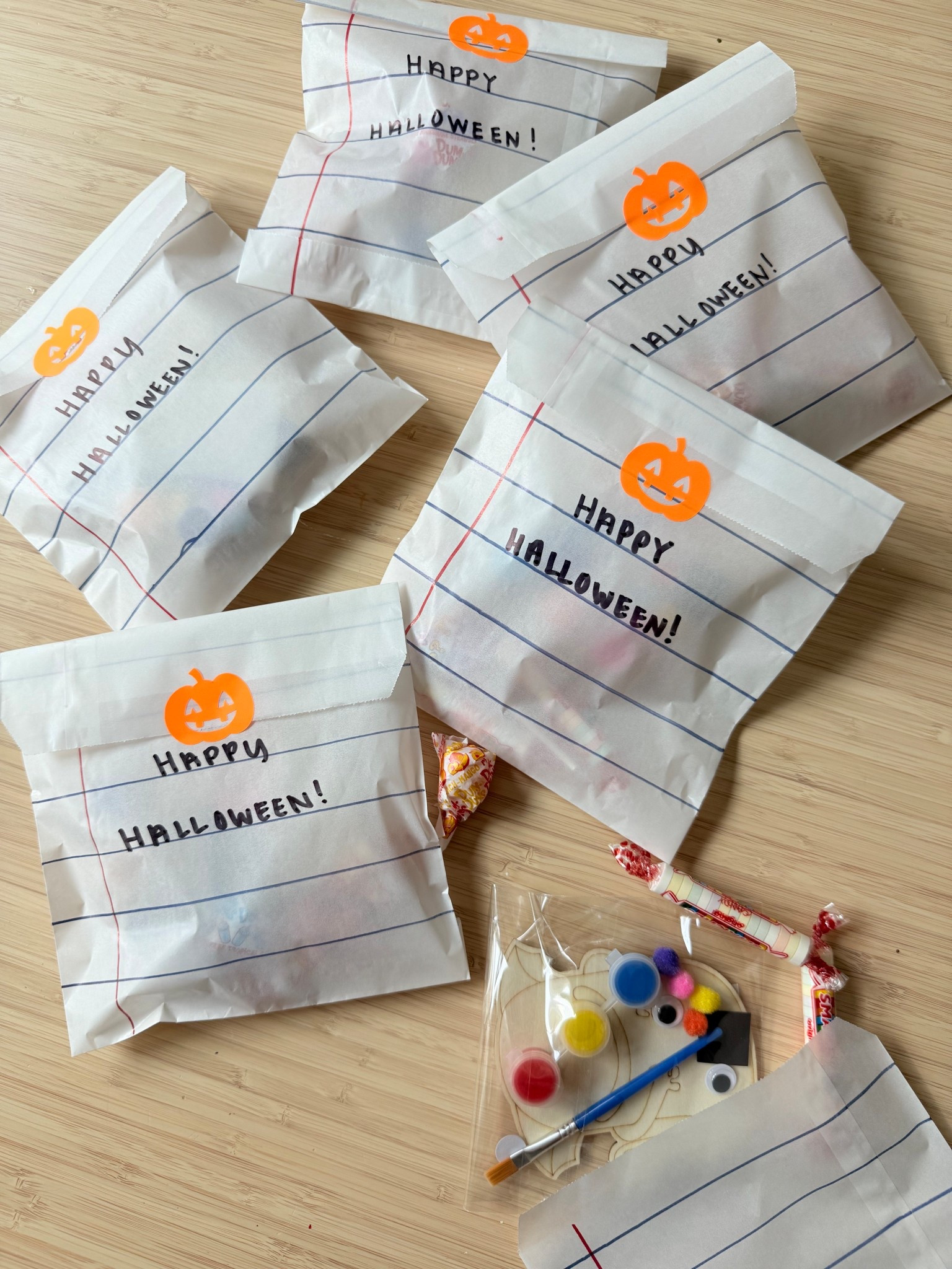 Halloween gift bags for the classroom  🎃 

#LTKKids #LTKSeasonal