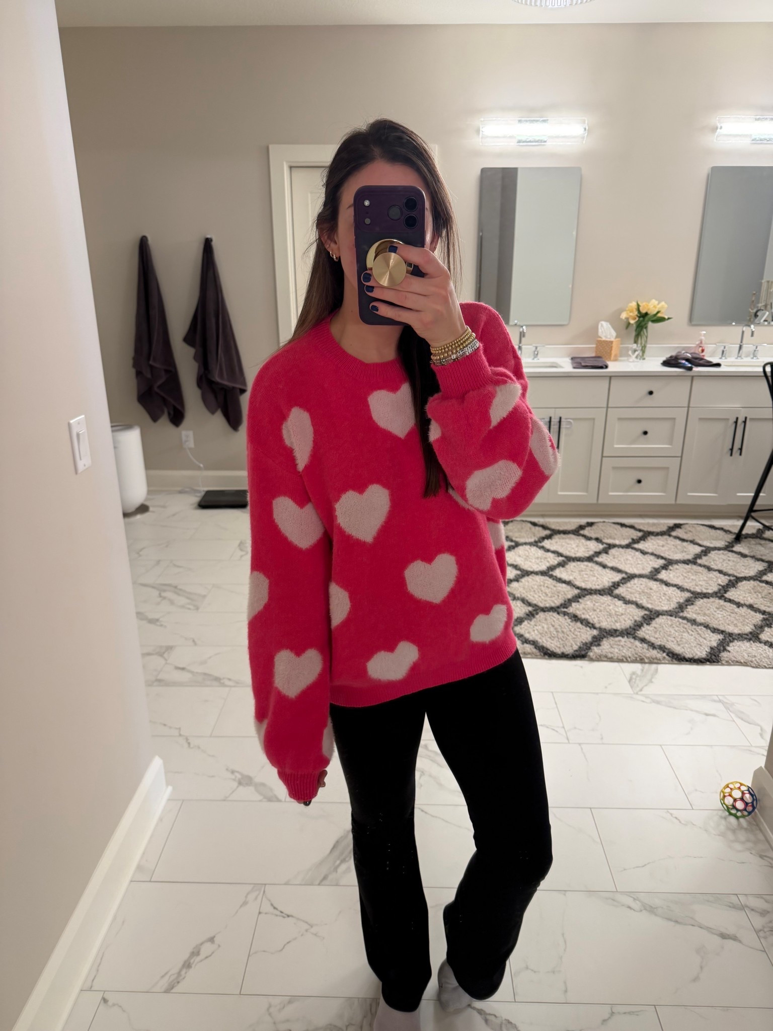 Valentines heart sweater 

#LTKSeasonal #LTKU #LTKValentine