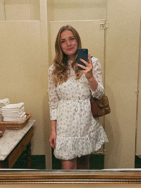 This limited dress from Tecovas was the absolute perfect outfit for dining out at a local gourmet French restaurant. The micro florals are stunning and the hem is just gorgeous. A dress I’ll come back to time and time again. 

Cottagecore, French girl, country, suede bag, heels 