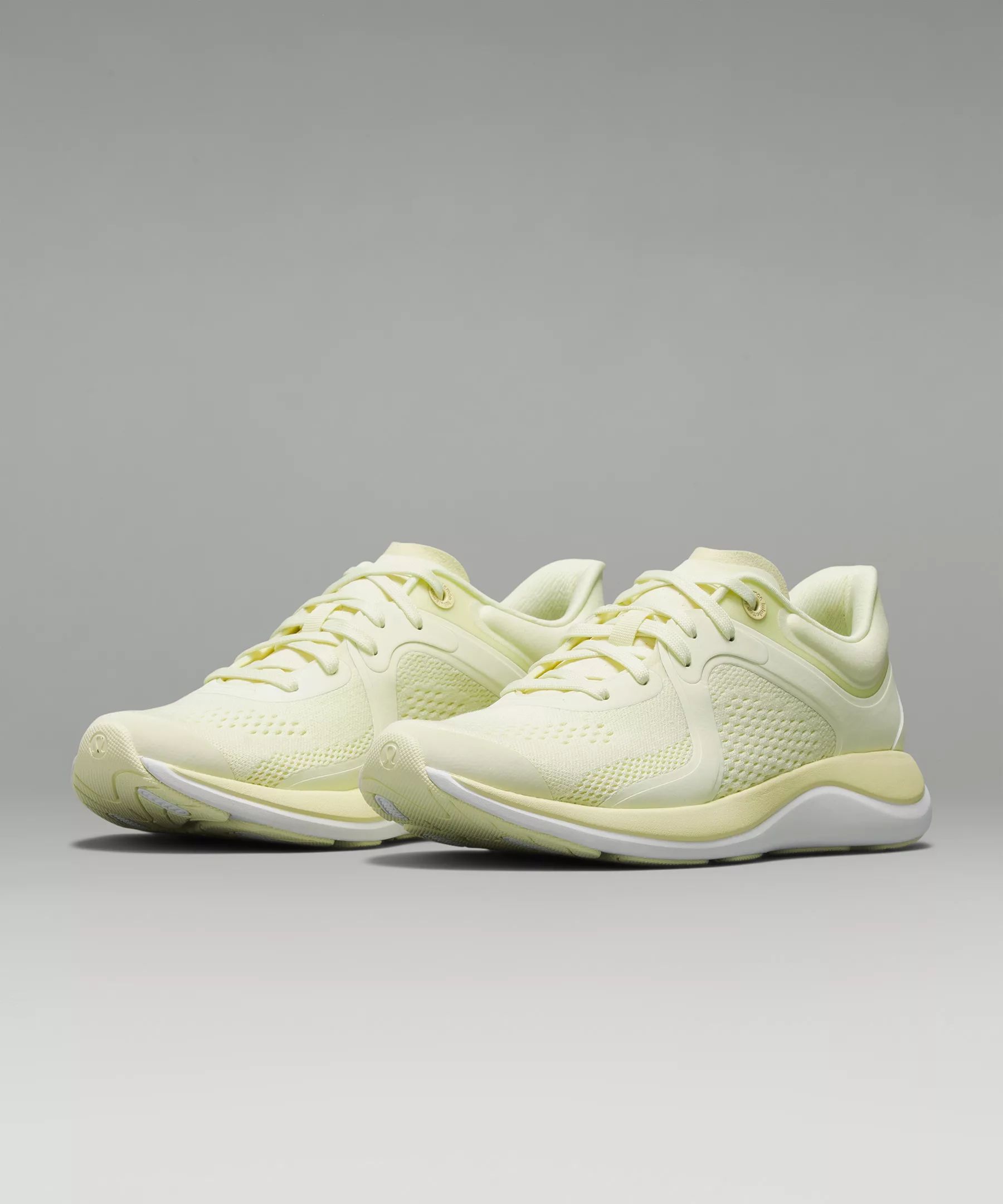 Chargefeel Low Women's Workout Shoe | Lululemon (US)