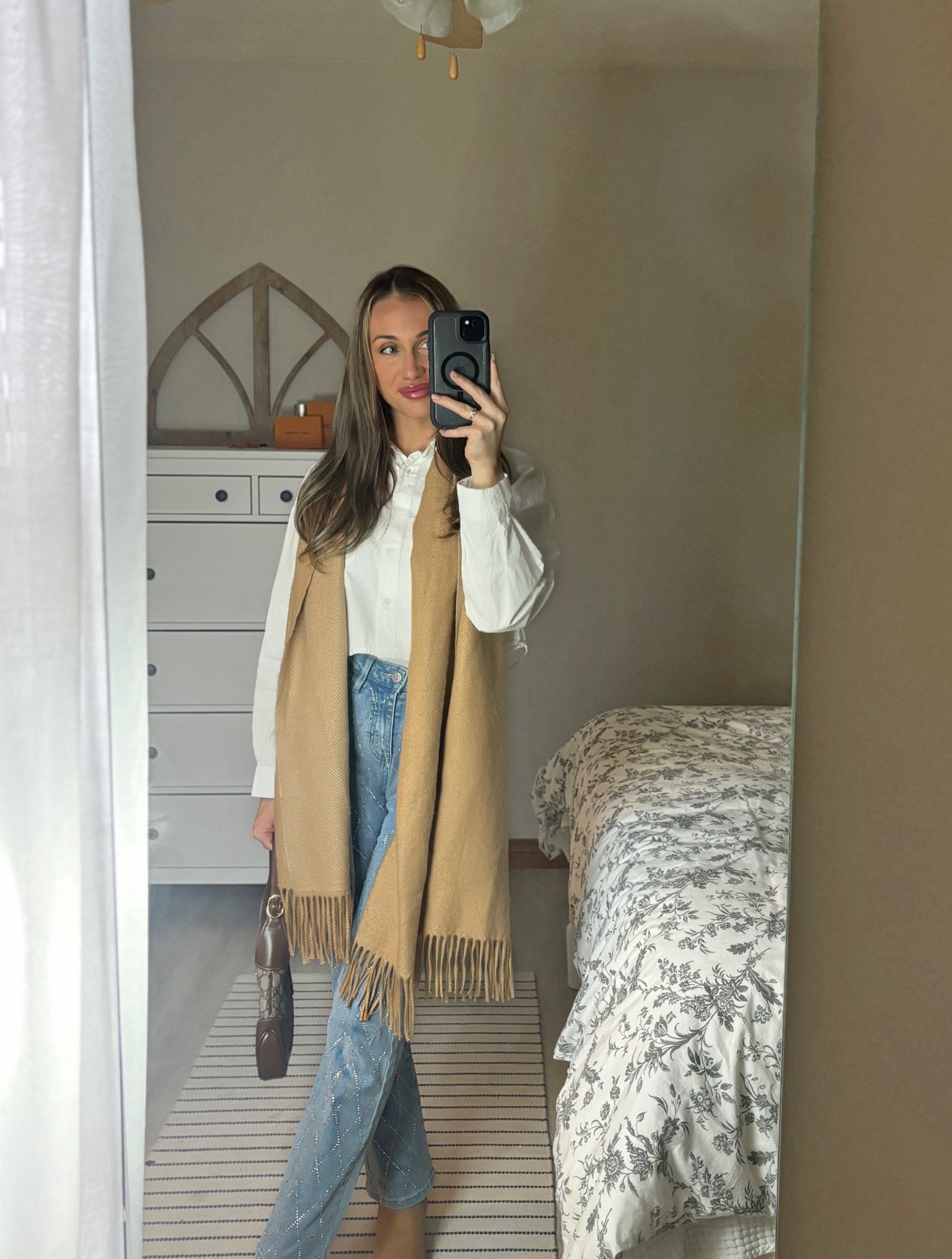 Basic holiday outfit 

#LTKU #LTKBeauty #LTKStyleTip