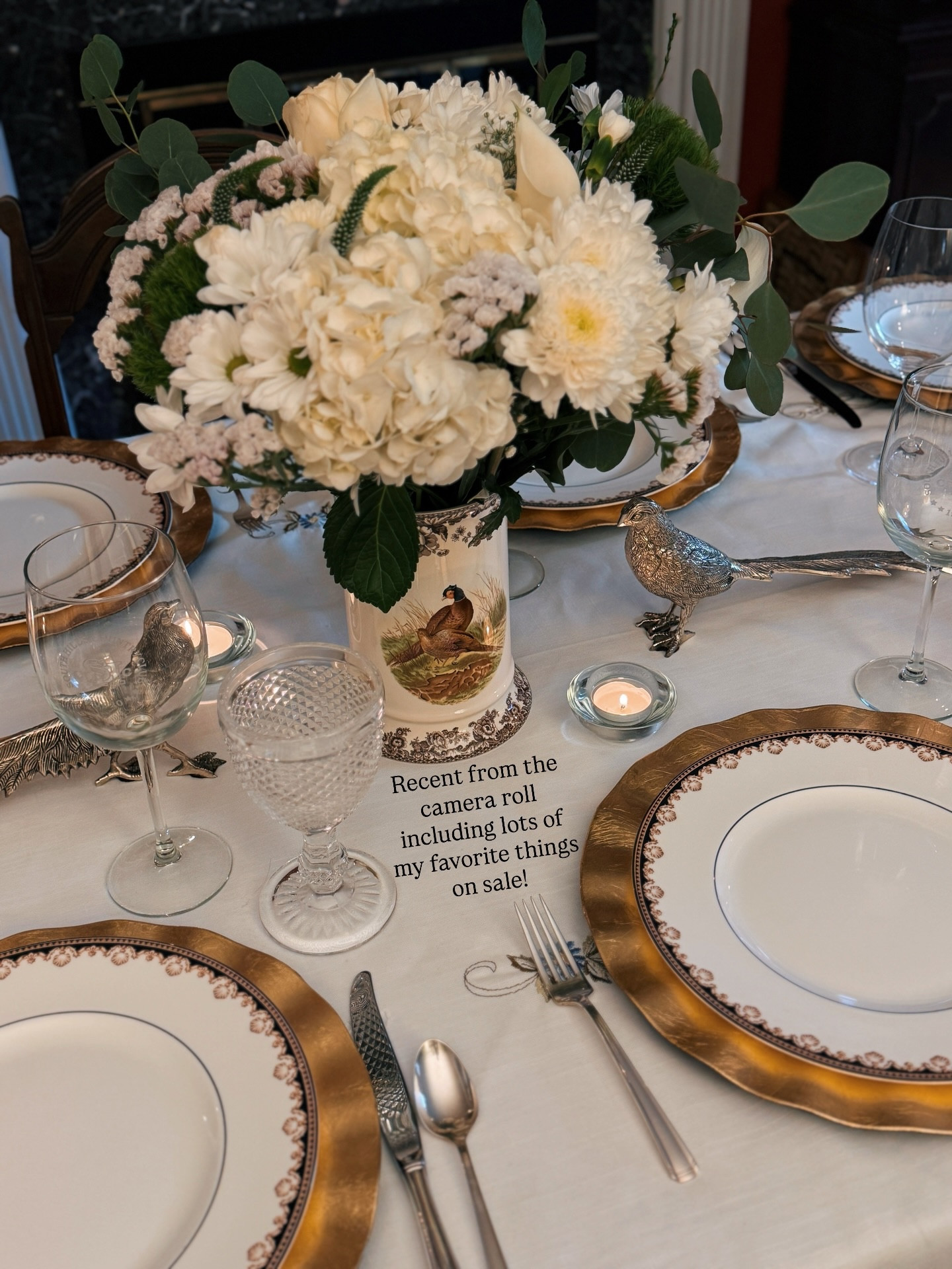 Tis the season for a full camera roll! Comment OUTFIT for sale details! ❤️💕