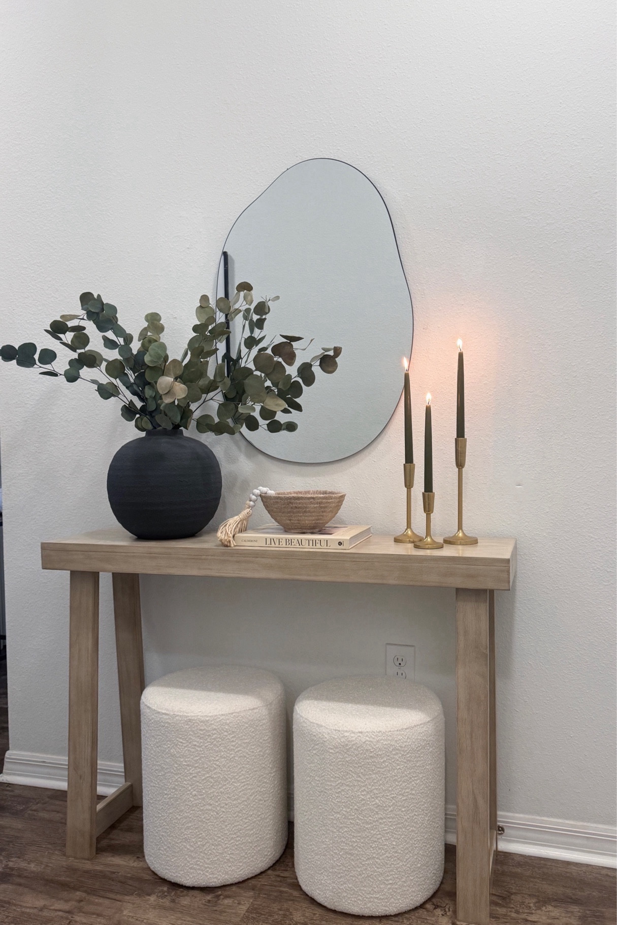 Entryway tables #LTKMostLoved

#LTKsalealert #LTKfindsunder100