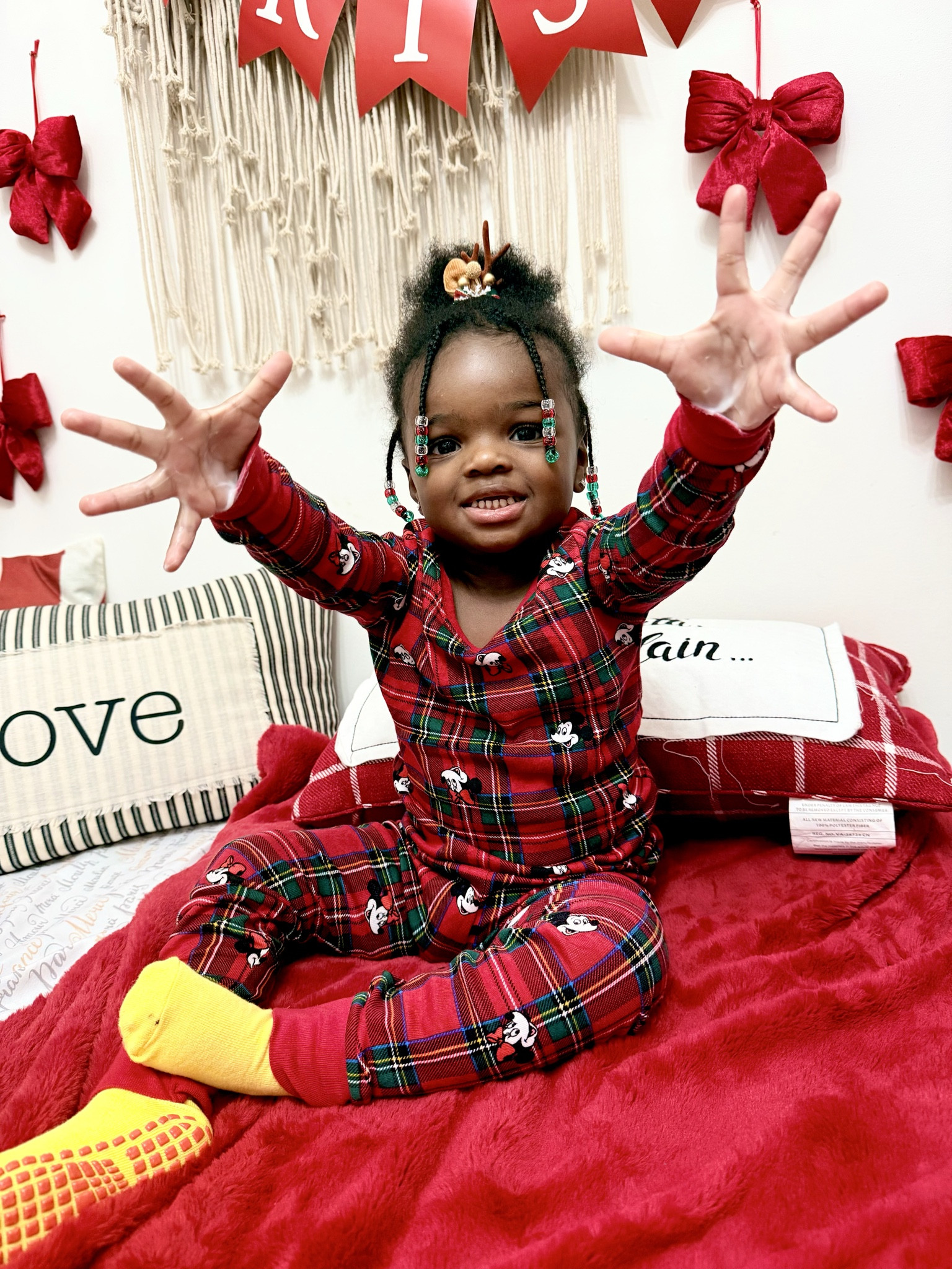 There’s STILL time to grab last-minute Christmas pajamas for the whole family 🎄❤️
Matching sets, kids PJs, comfy adult styles — and yes, they’re ALL on sale right now.
I linked all my favorite family Christmas pajamas on LTK so you can still show up cozy and festive for Christmas!

#lastminutechristmas #christmaspajamas #familypajamas #matchingpjs #holidaypjs #christmascozy #holidayready #LTKholiday #LTKfamily #LTKfashion #LTKkids #LTKfinds #LTKsale #shoppingfavorites #onlineshopping #christmasshopping #ShoppingWithPriiincesss #Atlantamom #AtlantaCreator #Atlantacontentcreators

#LTKKids #LTKSaleAlert #LTKHoliday