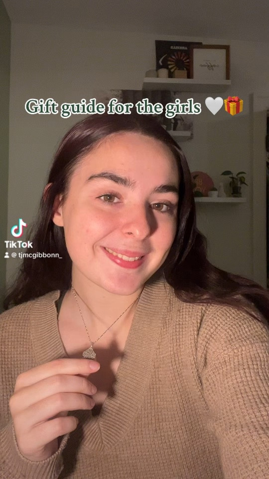 Ultimate gift guide for the girls 🤍🎄

#LTKSeasonal #LTKGiftGuide #LTKHoliday