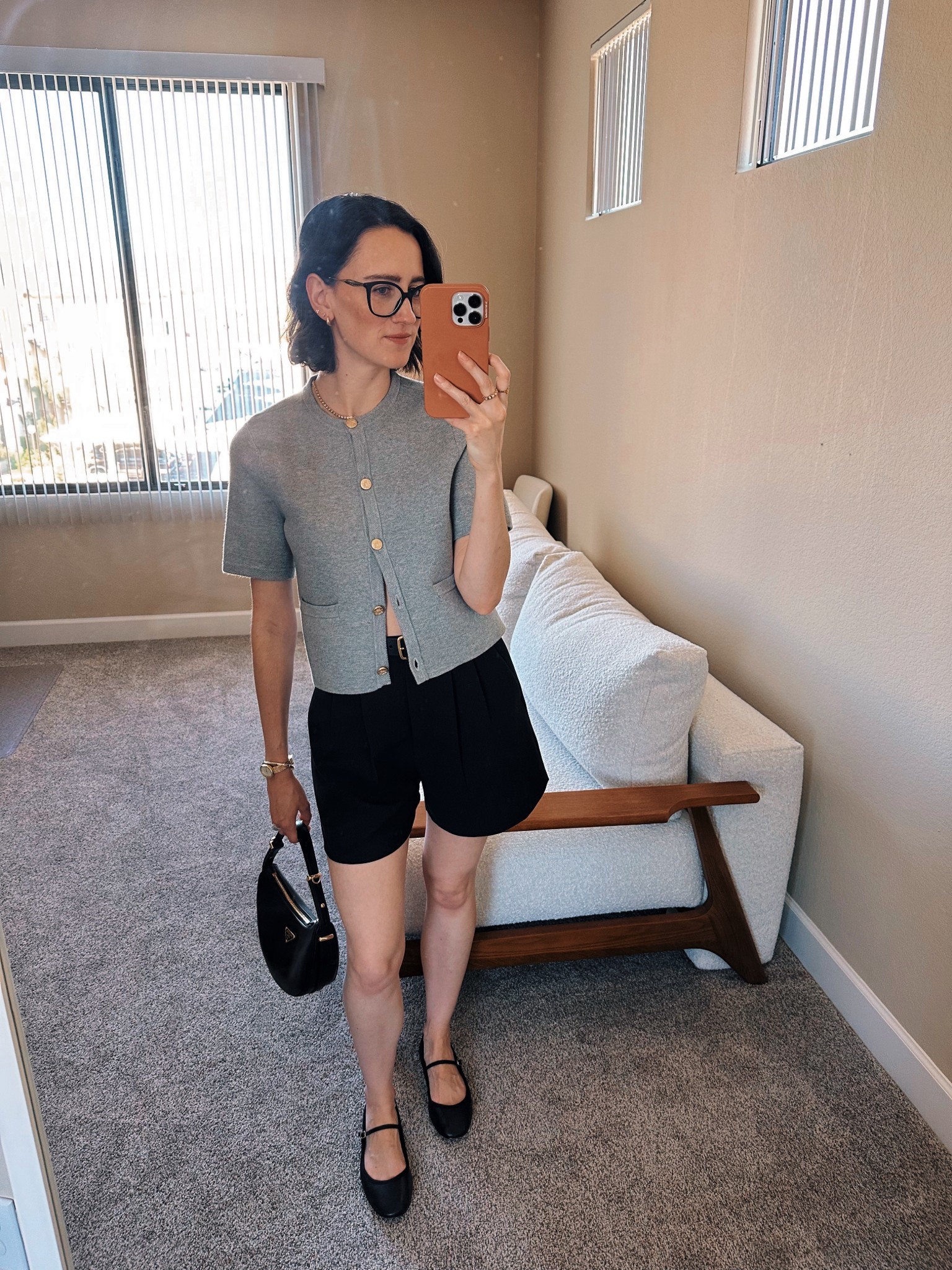 daily outfit 09.14 // on the days when I don’t know what to wear, I always go back to black 🖤 

#LTKStyleTip