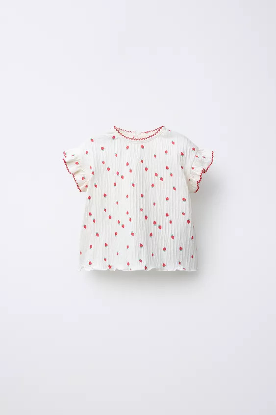 TEXTURED STRAWBERRY T-SHIRT | Zara US