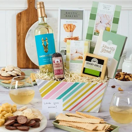 Classic White Wine Gift Basket | GourmetGiftBaskets.com