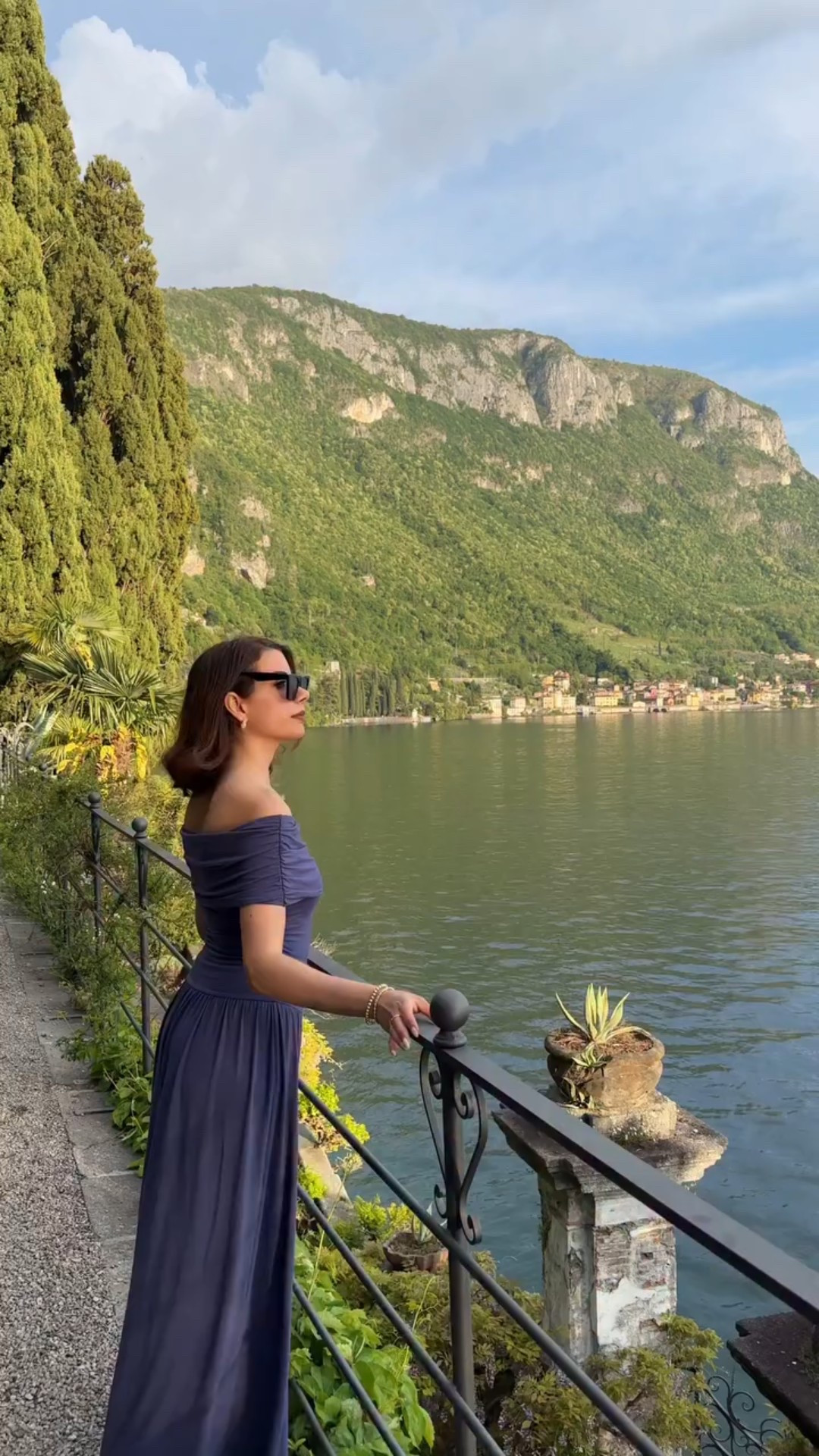 Romeo? Where are you? 🤭 I can’t have enough of this view.. 💙 

Comment “DRESS” for the dress LINK 💜

#fashioninspo#minimalstyle#minimalchic#travelgram 
#lakecomo#hotelvillacipressi#shein#sheindress#sheinfinds#girls#girlstraveler#dresslink#outfitlinks