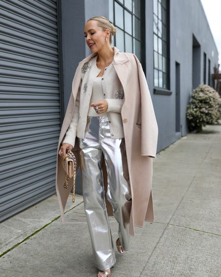 The perfect transition outfit from winter to spring. Loving these metallic pants!

#LTKstyletip #LTKfindsunder100 #LTKfindsunder50