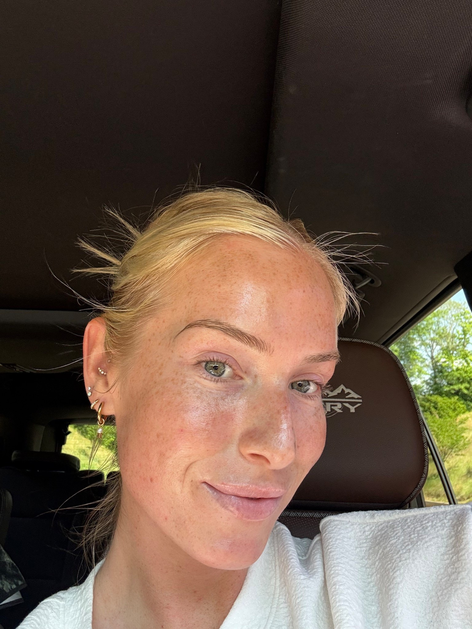 my tried & true products for glasssss skin are up to 20% off during the Sephora sale April 10-20!!!! @Sephora  @youthtothepeople #sephora #youthtothepeople #YTTPPartner @shop.ltk #liketkit

#LTKselfcare #LTKSaleAlert #LTKBeauty