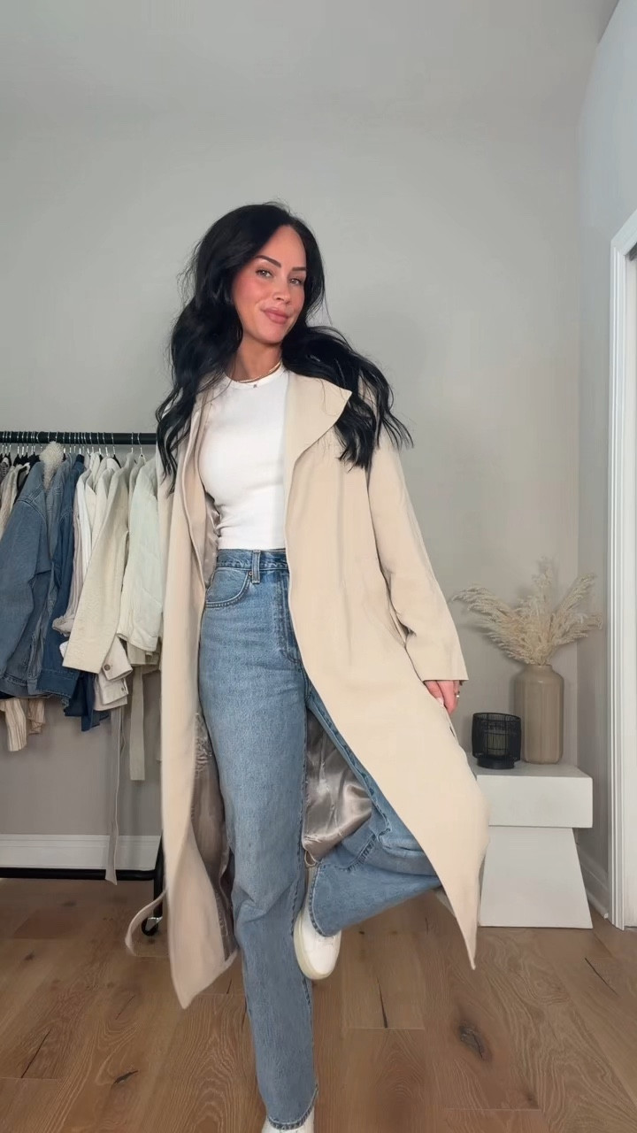 casual but make it put together 🤍✨
this is one of those looks that just works every time easy, elevated, and still so comfy. the kind of outfit you throw on and instantly feel good in 🙌🏼

perfect for running errands, coffee dates, or just feeling a little more put together without trying too hard

my sizing:
5’7” | 145 lbs | 32DD
wearing size small tops, size 27 curve love jeans 

#casualoutfit #everydaystyle #effortlessstyle #springoutfit #neutraloutfit #puttogetherlook #momstyle #elevatedbasics #everydayootd #simpleoutfits #styledaily casualstyle everydaylook neutralstyle outfitinspo springfashion momootd easyoutfit @Aritzia @Aritzia 

#LTKSaleAlert #LTKootd #LTKgrwm