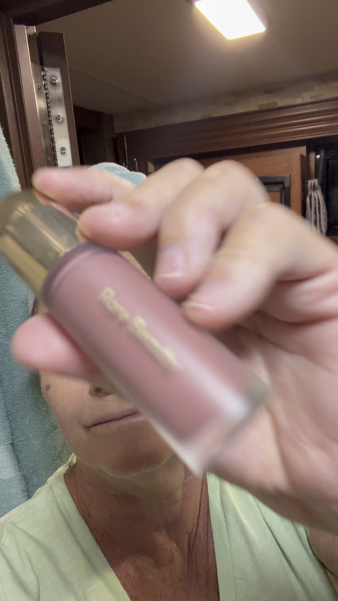 Just one dot of Soft Pinch and I'm good to go. ✨Rare Beauty has nailed it

#LTKmorningroutine #LTKselfcare #LTKBeauty